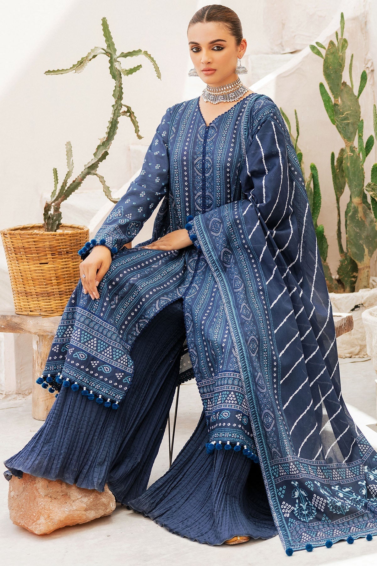 Motifz | Rang Lawn | 4732-INARA by Motifz - Designer Dress - Type: Ladies Clothes - Available at Libayah - 100% Original