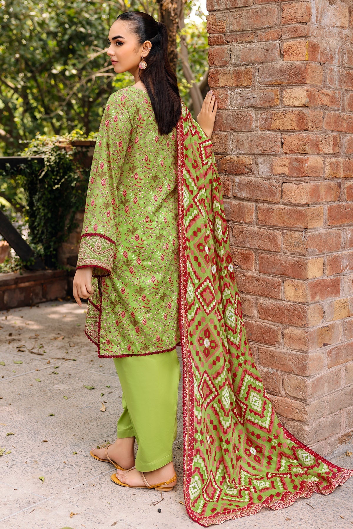 Motifz | Umang Lawn | 4894-HIBA by Motifz - Designer Dress - Type: Ladies Clothes - Available at Libayah - 100% Original