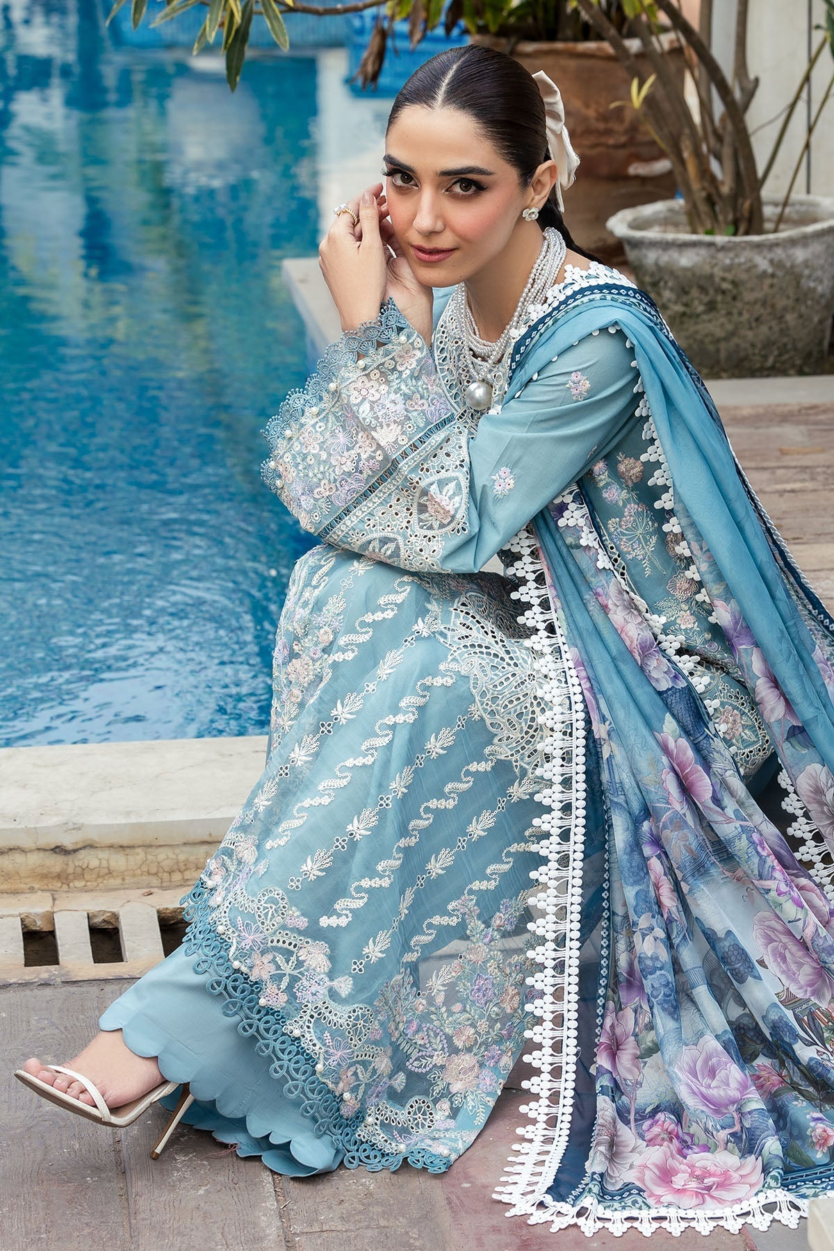 Motifz | Premium Lawn 25 | 5301-ELAYNE by Motifz - Designer Dress - Type: Ladies Clothes - Available at Libayah - 100% Original