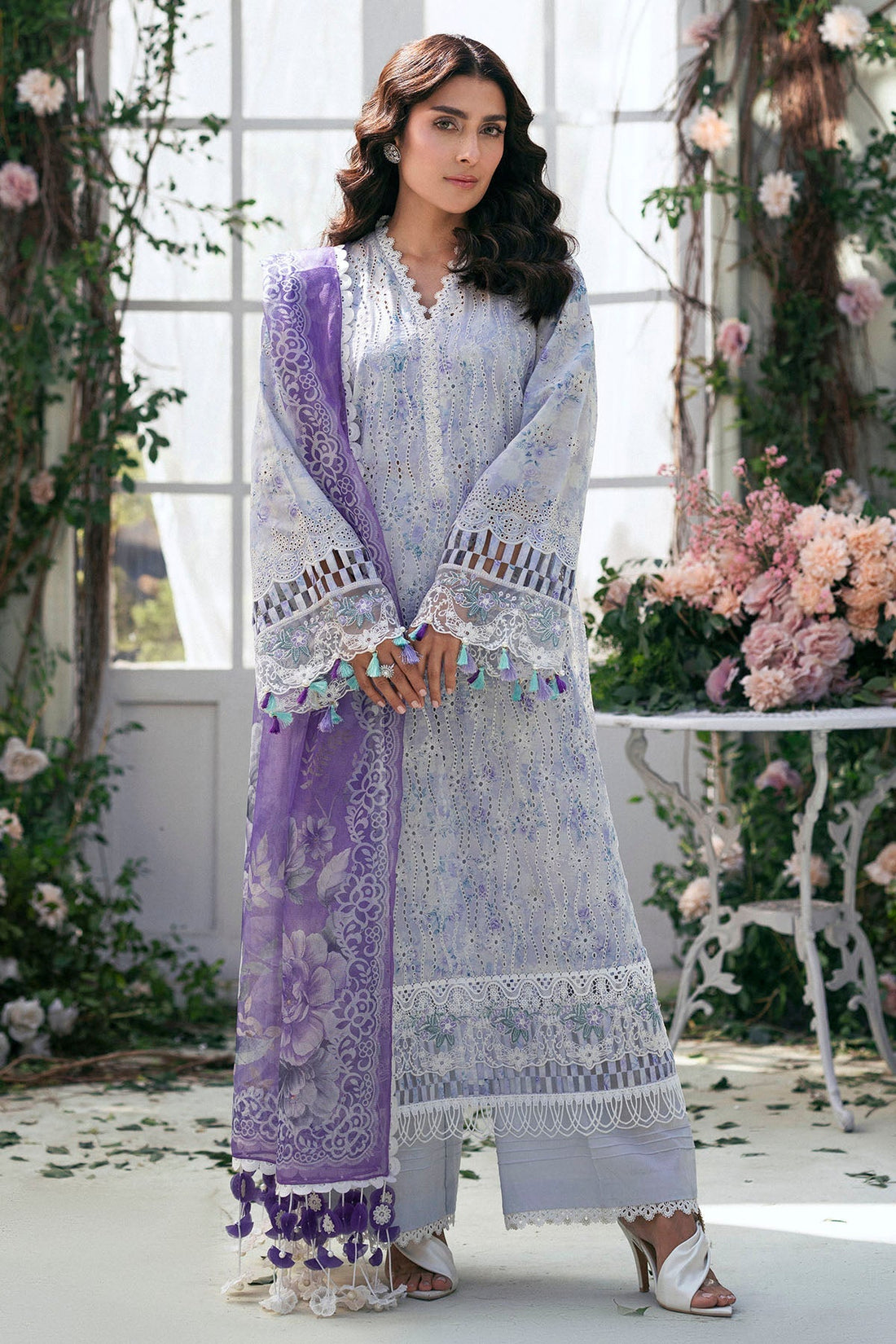 Motifz | Premium Lawn 25 | 5424-VALERIE by Motifz - Designer Dress - Type: Ladies Clothes - Available at Libayah - 100% Original