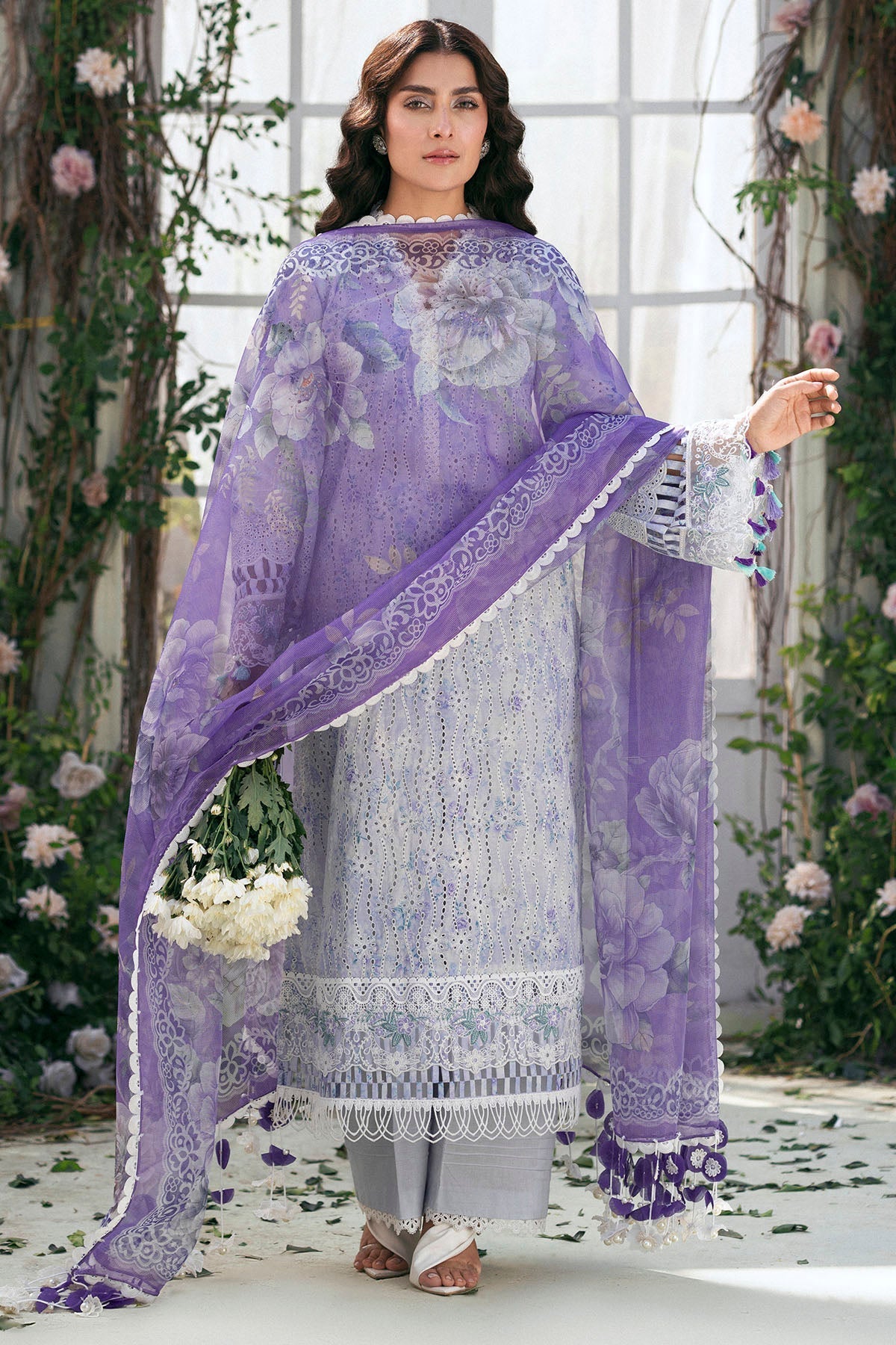 Motifz | Premium Lawn 25 | 5424-VALERIE by Motifz - Designer Dress - Type: Ladies Clothes - Available at Libayah - 100% Original
