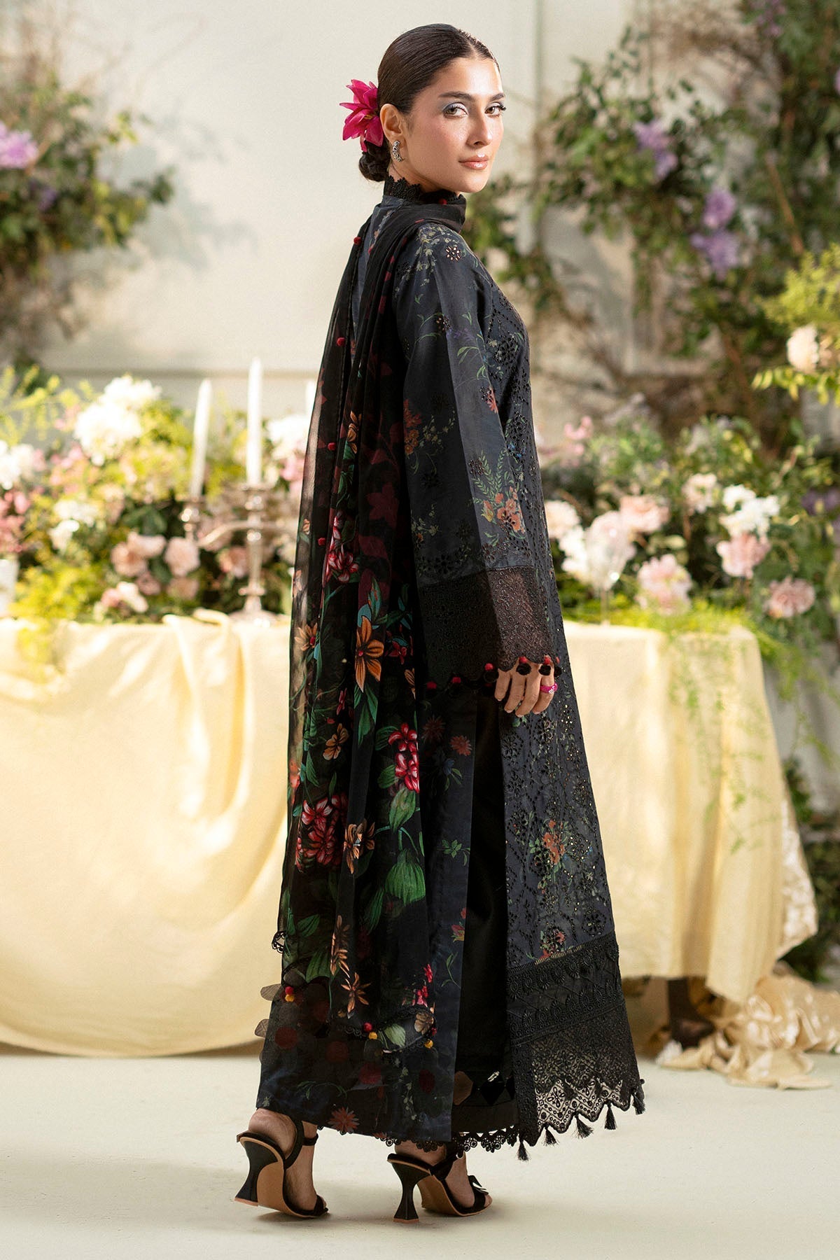 Motifz | Premium Lawn 25 | 5433-JASMINE by Motifz - Designer Dress - Type: Ladies Clothes - Available at Libayah - 100% Original