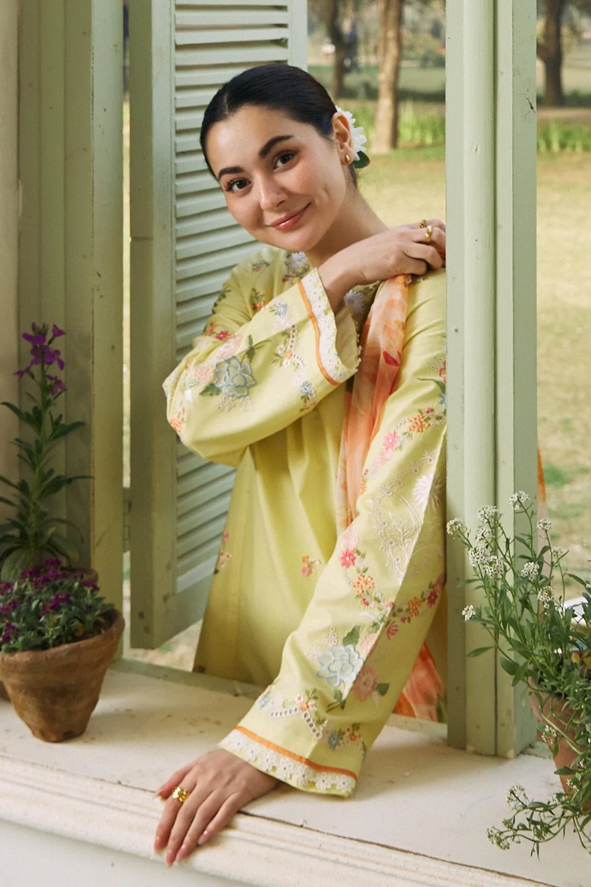 Zara Shahjahan | Coco Lawn 24 | MAHAY-4B by Zara Shahjahan - Designer Dress - Type: Ladies Clothes - Available at Libayah - 100% Original