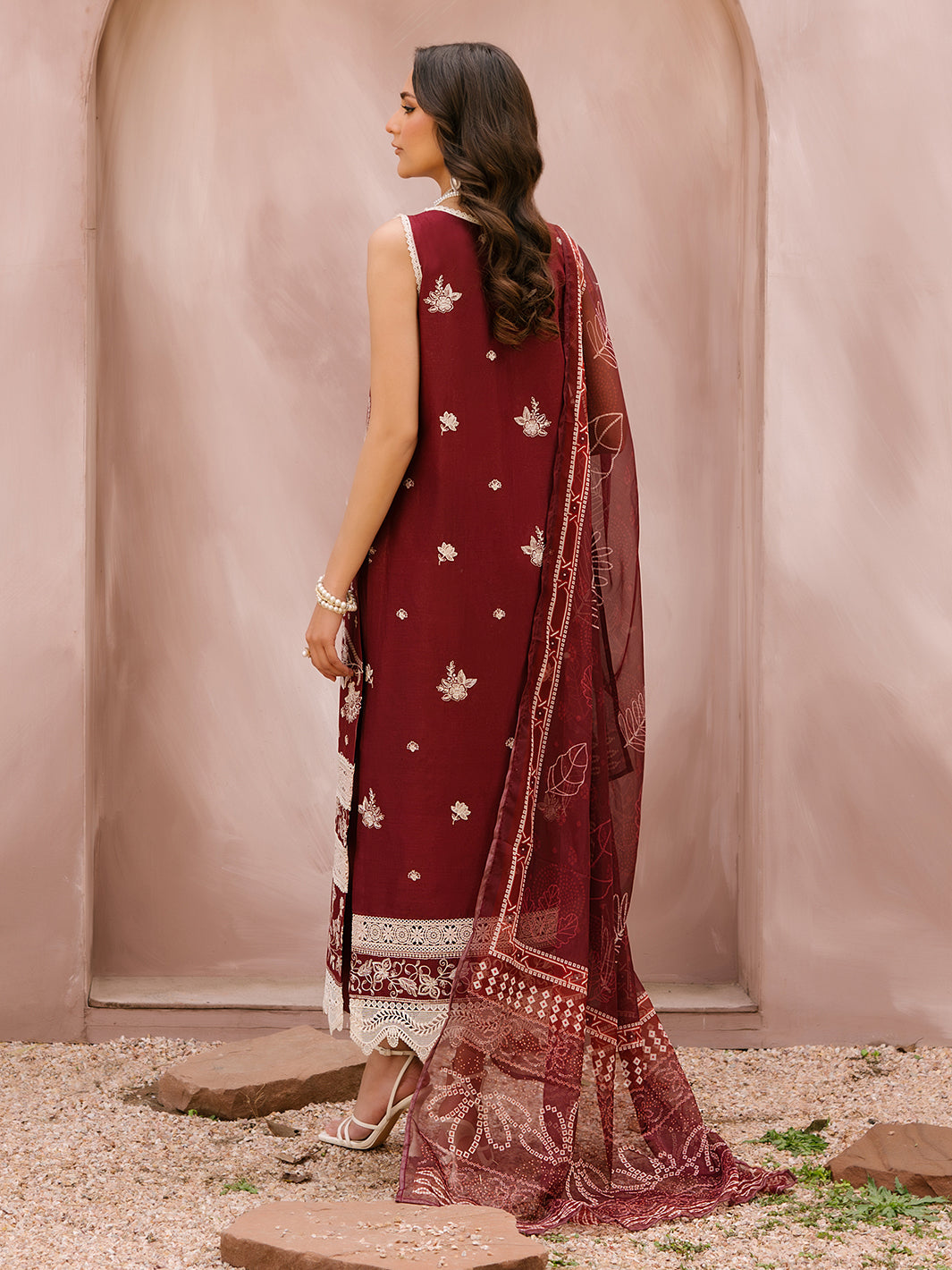 Mahnur | Masakali Luxury Lawn 24 | MK 02 - B by Mahnur - Designer Dress - Type: Ladies Clothes - Available at Libayah - 100% Original