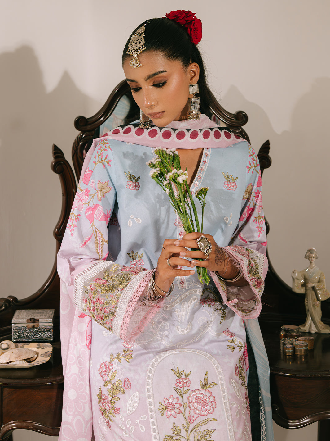 Mahnur | Shanaya Luxury Lawn 25 | Abeer by Mahnur - Designer Dress - Type: Ladies Clothes - Available at Libayah - 100% Original