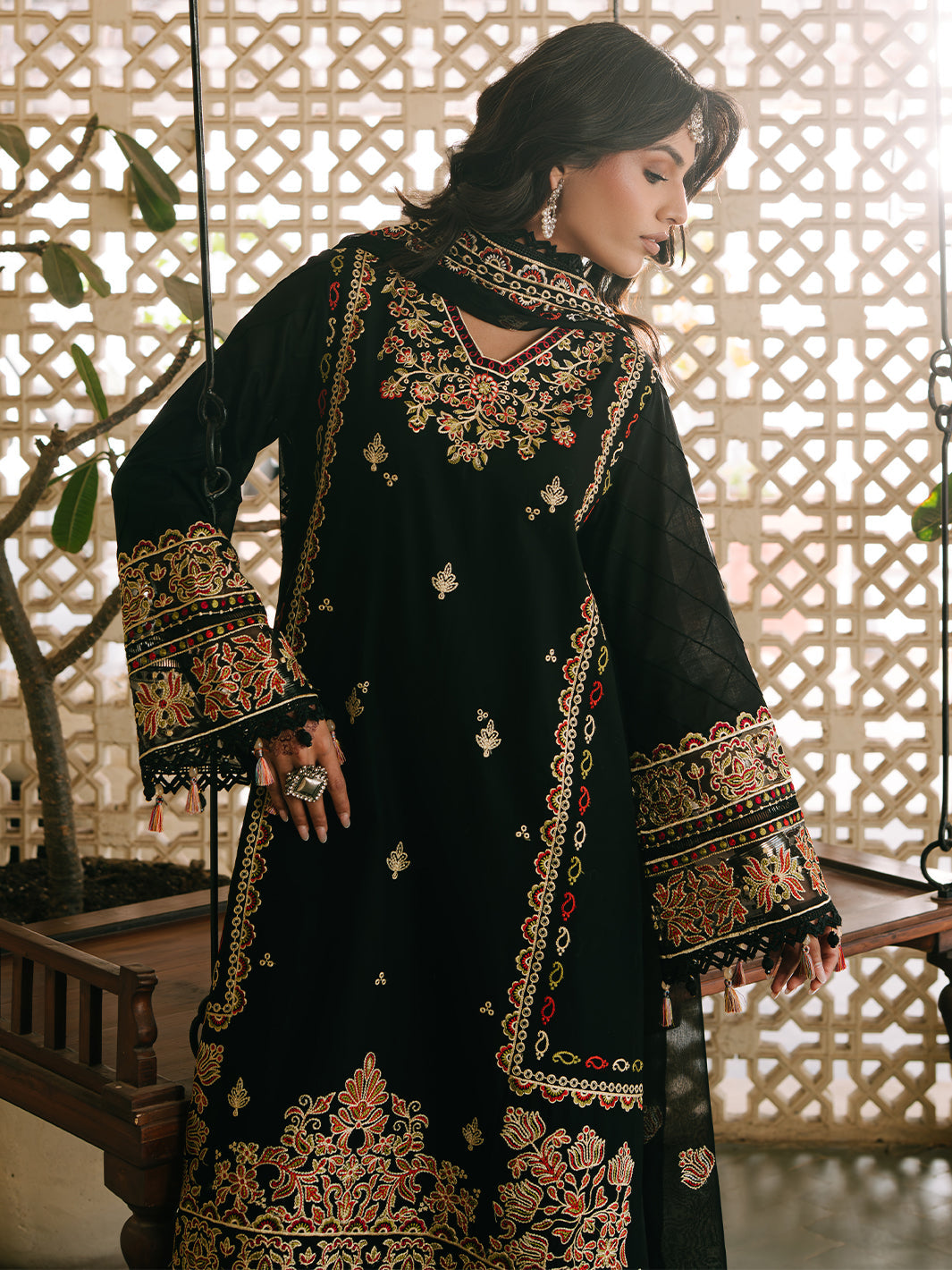 Mahnur | Shanaya Luxury Lawn 25 | Zehra by Mahnur - Designer Dress - Type: Ladies Clothes - Available at Libayah - 100% Original