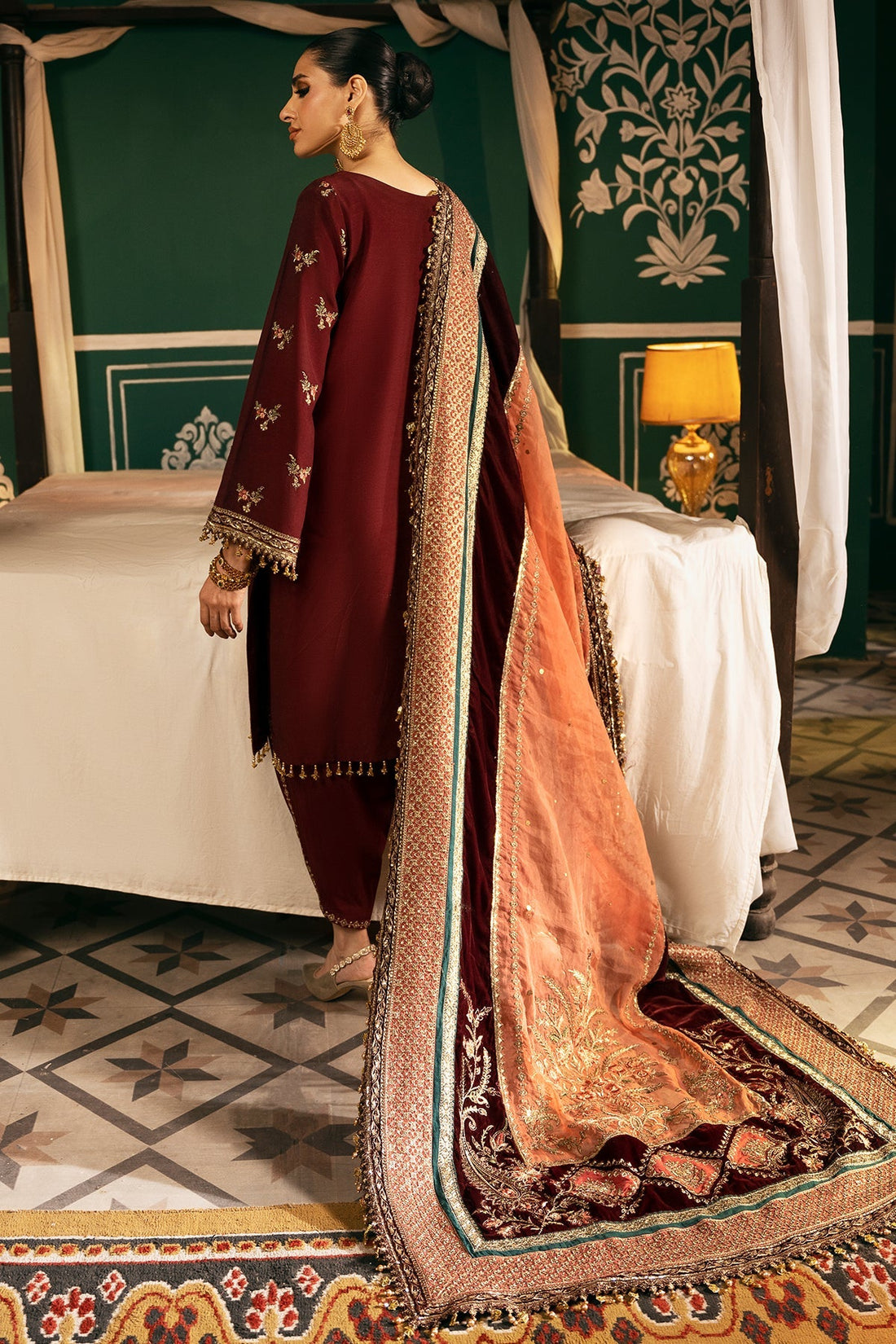 Mina Kashif | Meeral Formals 24 | Ishaal by Mina Kashif - Designer Dress - Type: Ladies Clothes - Available at Libayah - 100% Original