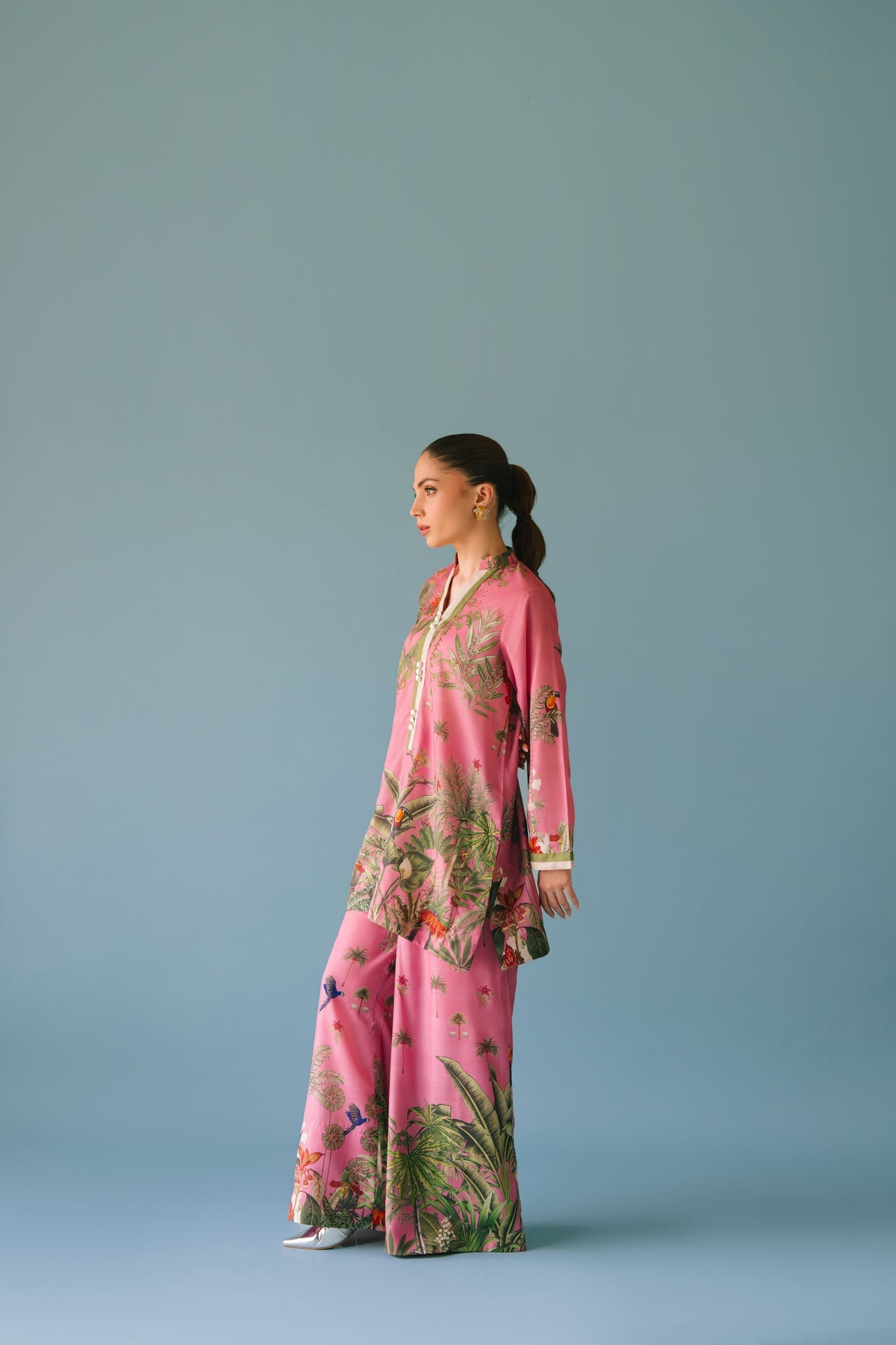 Sammy K | Lawn Pret 25 |Enchanting garden by Sammy K - Designer Dress  - Type : Ladies Clothes - Available at Libayah - 100% Original 