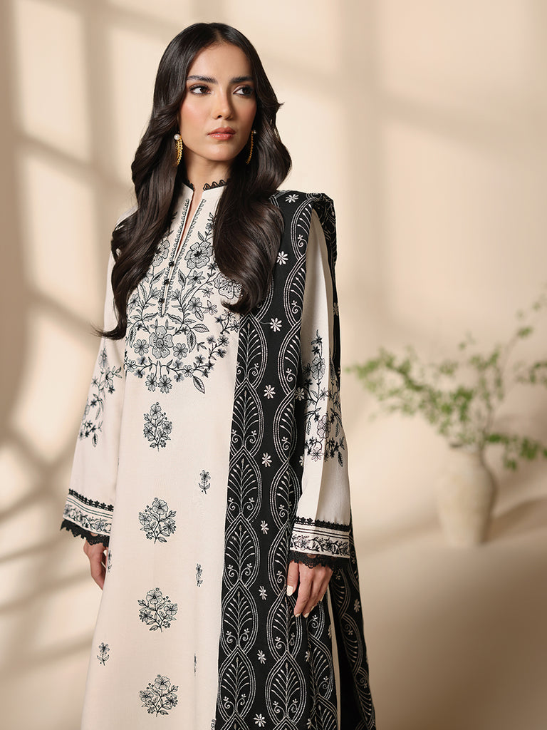 Rajbari | Nissa Embroidered Shawl |  Embroidered Shawl Series 08 by Rajbari - Designer Dress - Type: Ladies Clothes - Available at Libayah - 100% Original