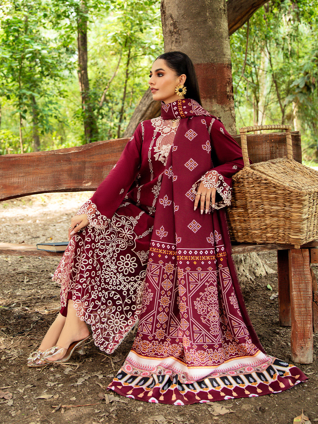 Mahnur | Hazel Winter 24 | SEREIN by Mahnur - Designer Dress - Type: Luxury - Available at Libayah - 100% Original