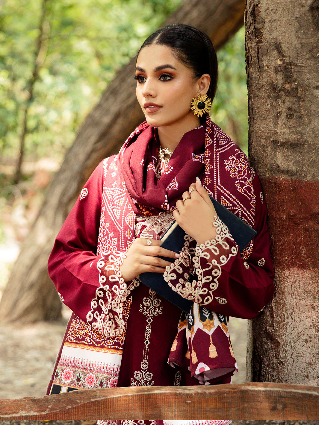 Mahnur | Hazel Winter 24 | SEREIN by Mahnur - Designer Dress - Type: Luxury - Available at Libayah - 100% Original