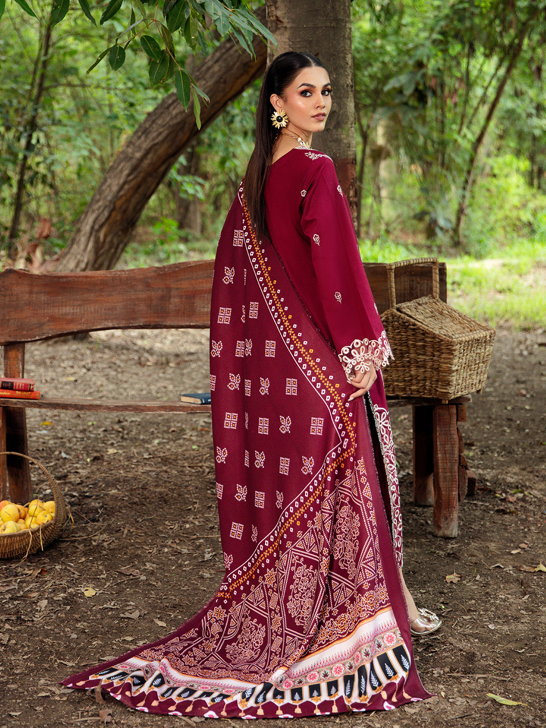 Mahnur | Hazel Winter 24 | SEREIN by Mahnur - Designer Dress - Type: Luxury - Available at Libayah - 100% Original