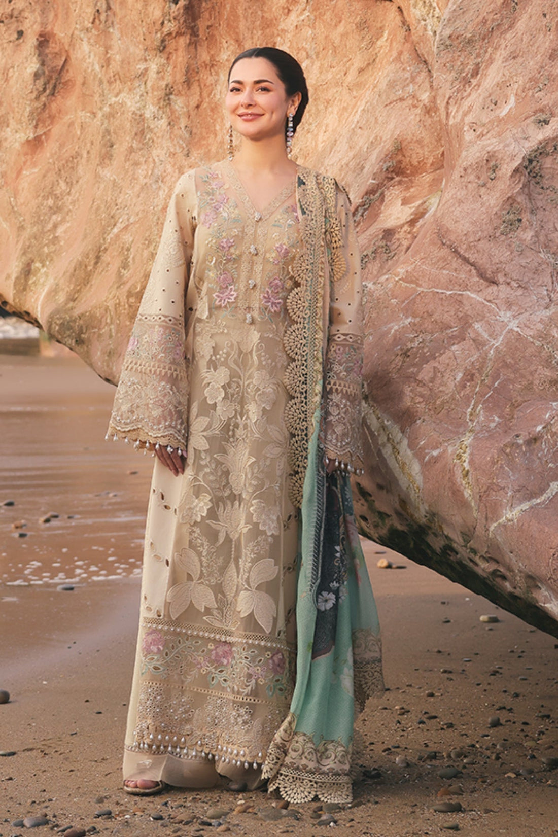 Imrozia Premium | Hania Luxury Lawn 25 | SL 83 Ayzal by Imrozia Premium - Designer Dress - Type: Ladies Clothes - Available at Libayah - 100% Original