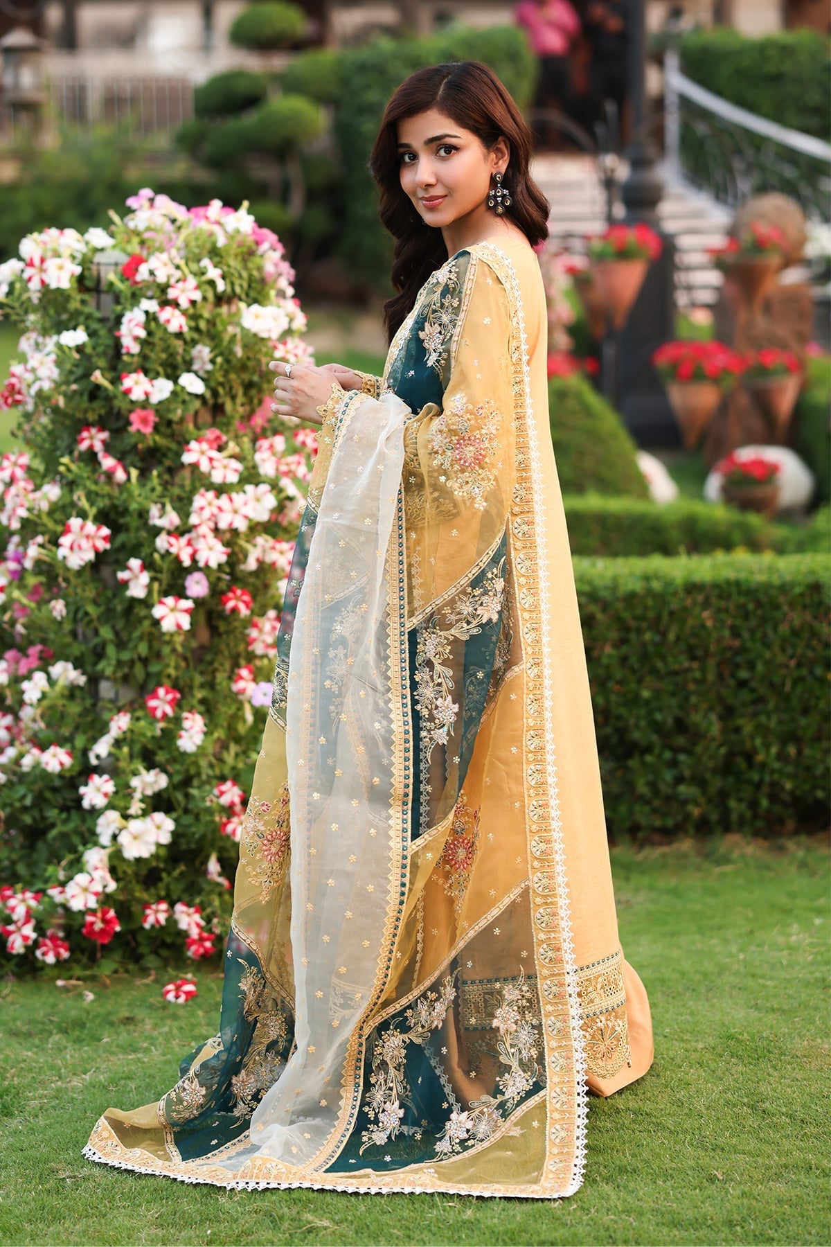 Imrozia Premium | Hayam Luxury Lawn 25 | SL 92 SHAKIRA by Imrozia Premium - Designer Dress - Type: Ladies Clothes - Available at Libayah - 100% Original