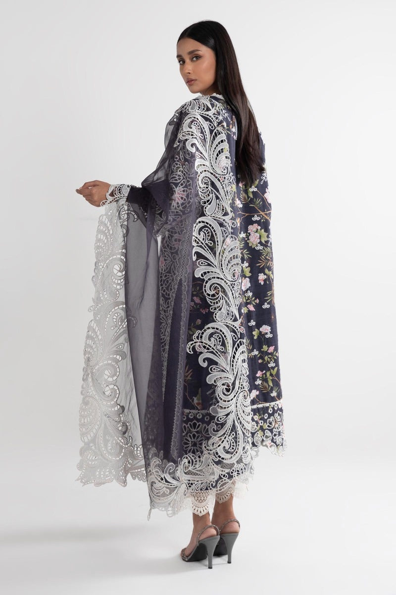 Sana Safinaz | Luxury Pret | FW23FOR130P3 by Sana Safinaz - Designer Dress - Type: Ladies Clothes - Available at Libayah - 100% Original