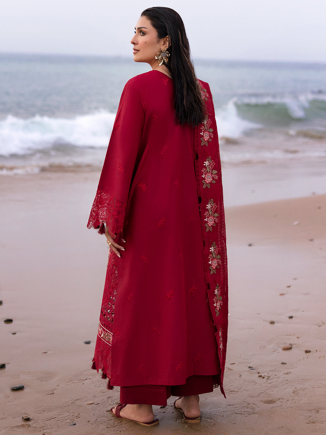 Mahnur | Sirena Luxury Lawn 25 | Scarlett by Mahnur - Designer Dress - Type: Ladies Clothes - Available at Libayah - 100% Original
