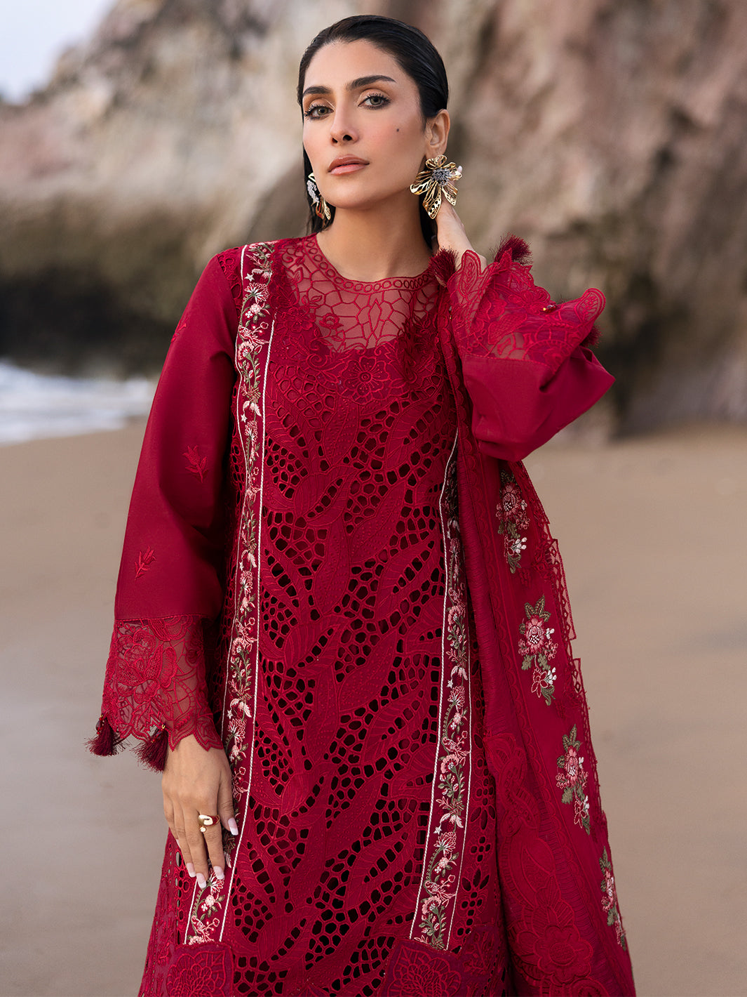 Mahnur | Sirena Luxury Lawn 25 | Scarlett by Mahnur - Designer Dress - Type: Ladies Clothes - Available at Libayah - 100% Original