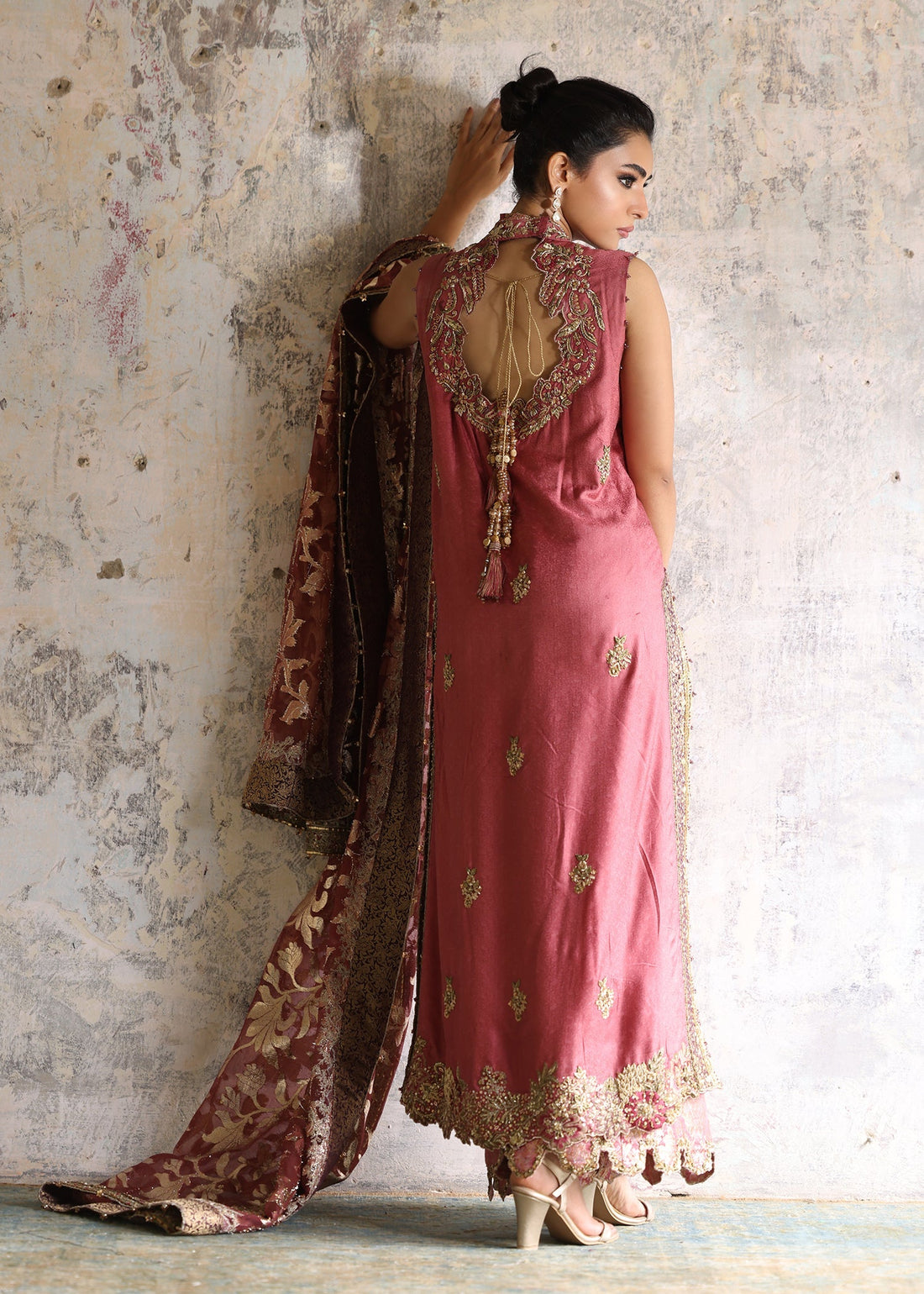 Umsha | Mehfil-e-Rang | Rose Allure by Umsha - Designer Dress - Type: Ladies Clothes - Available at Libayah - 100% Original