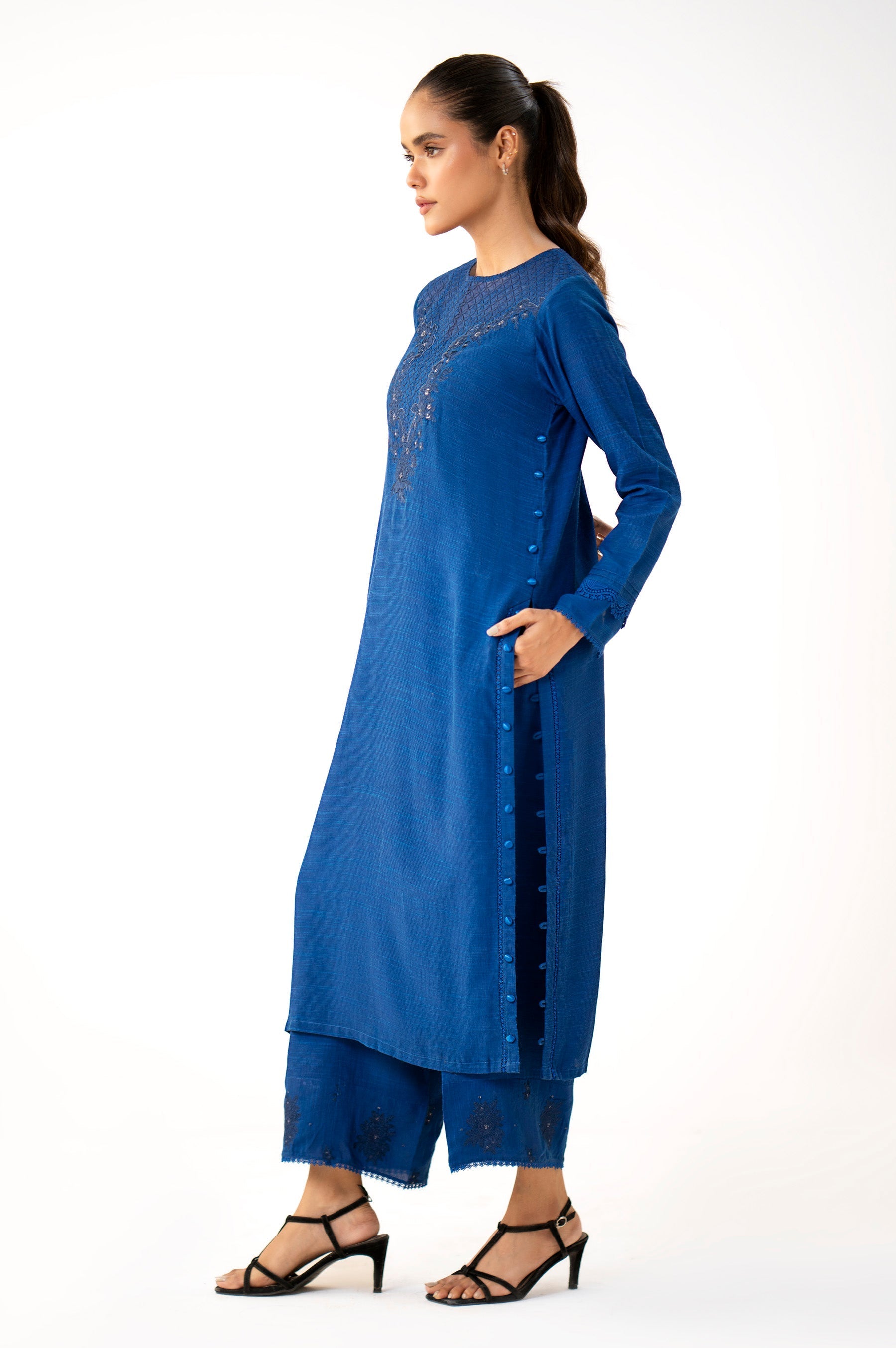 Zeen | Winter Collection | Raw Silk 05 by Zeen - Designer Dress - Type: Ladies Clothes - Available at Libayah - 100% Original