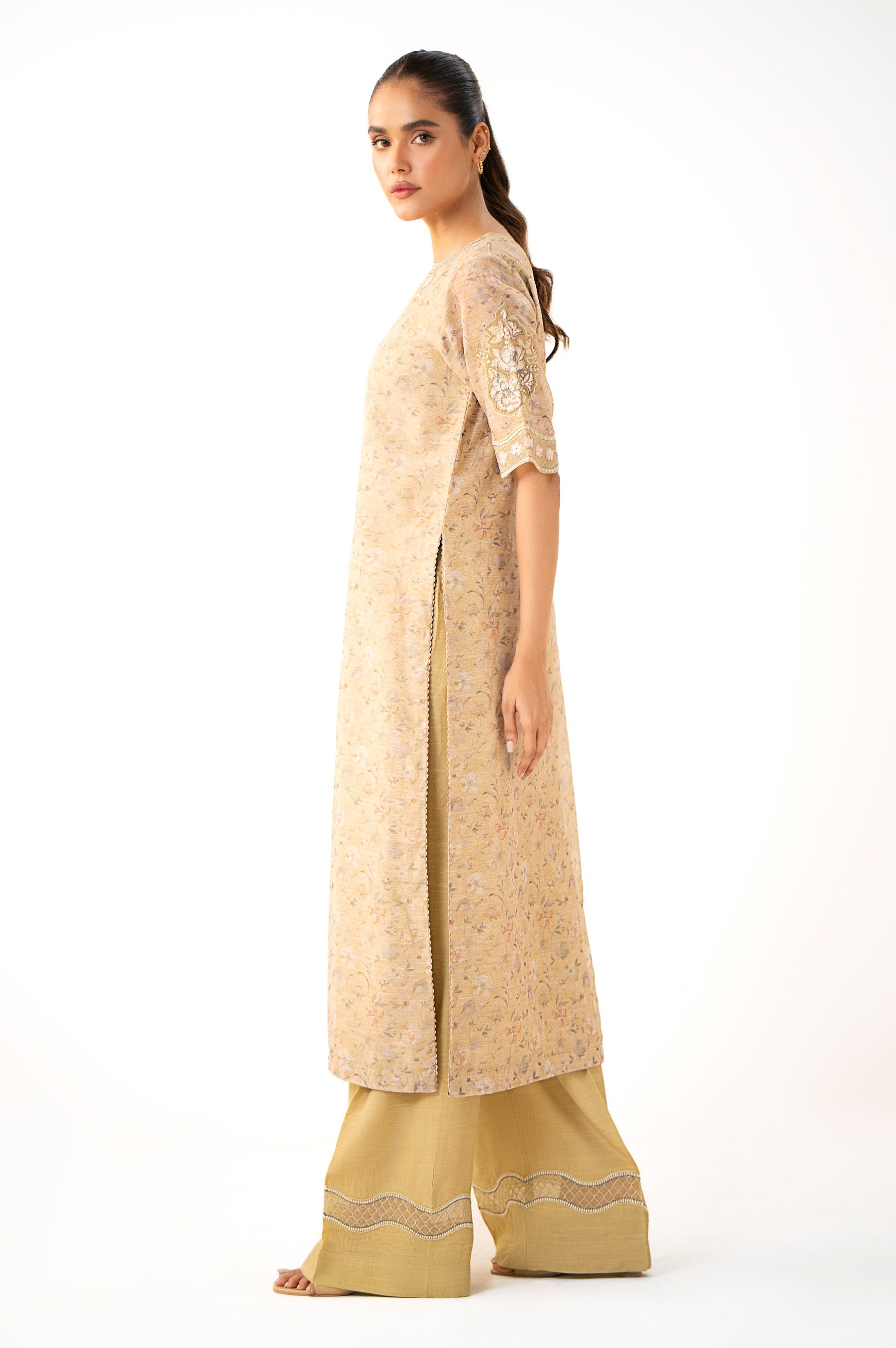 Zeen | Winter Collection | Cotton Staple 06 by Zeen - Designer Dress - Type: Ladies Clothes - Available at Libayah - 100% Original