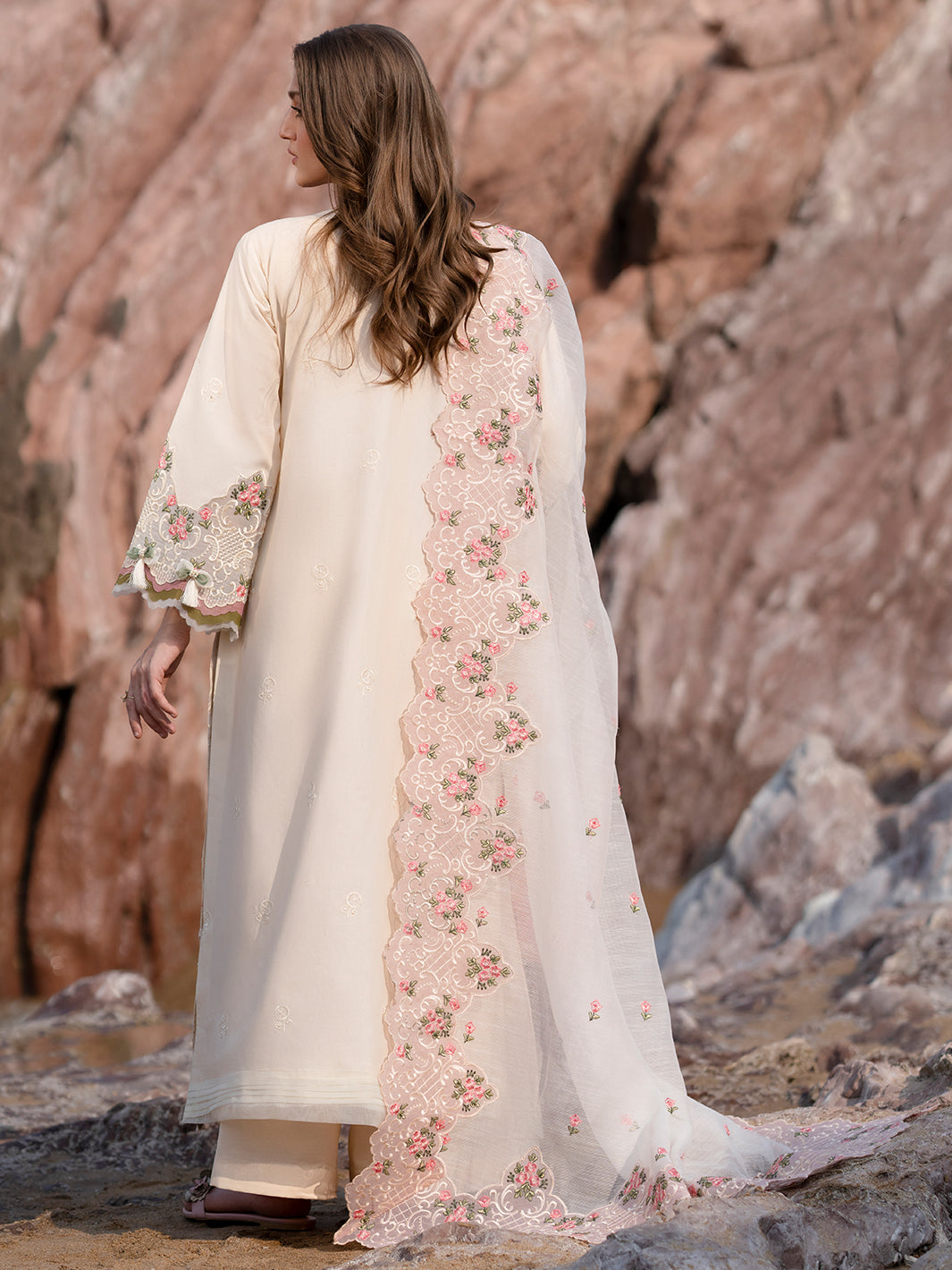 Mahnur | Sirena Luxury Lawn 25 | Wisteria by Mahnur - Designer Dress - Type: Ladies Clothes - Available at Libayah - 100% Original
