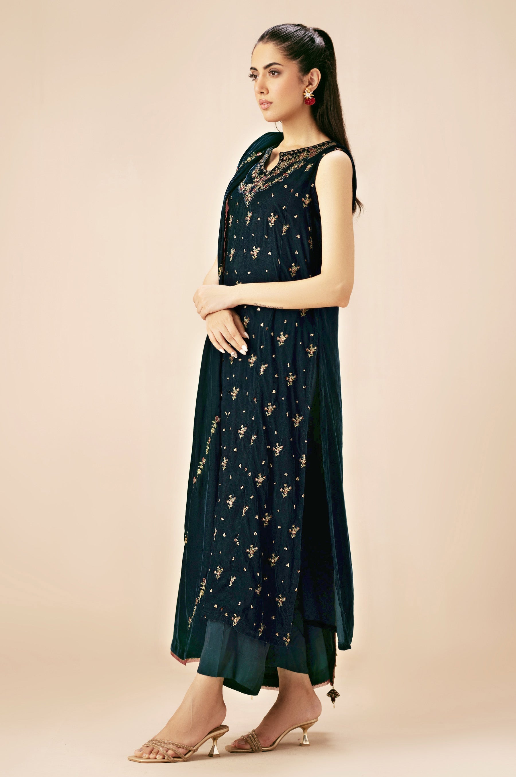 Zeen | Winter Collection | Velvet 24 by Zeen - Designer Dress - Type: Ladies Clothes - Available at Libayah - 100% Original