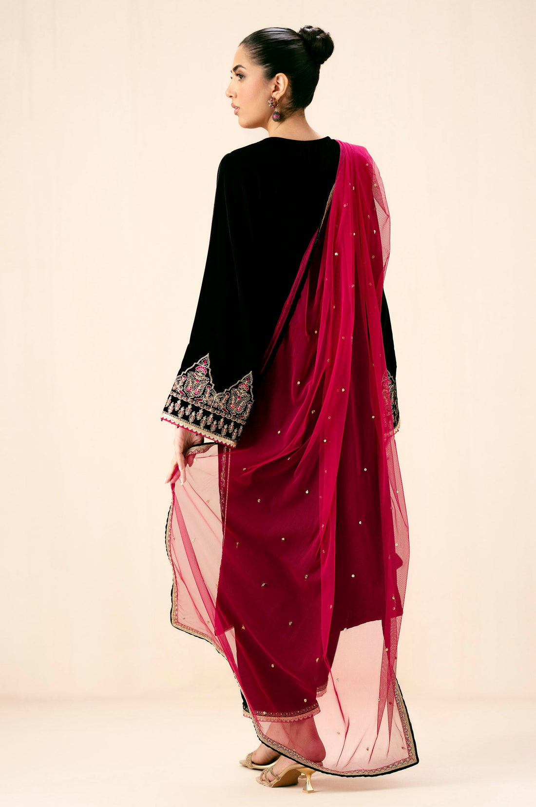 Zeen | Winter Collection | Velvet 28 by Zeen - Designer Dress - Type: Ladies Clothes - Available at Libayah - 100% Original