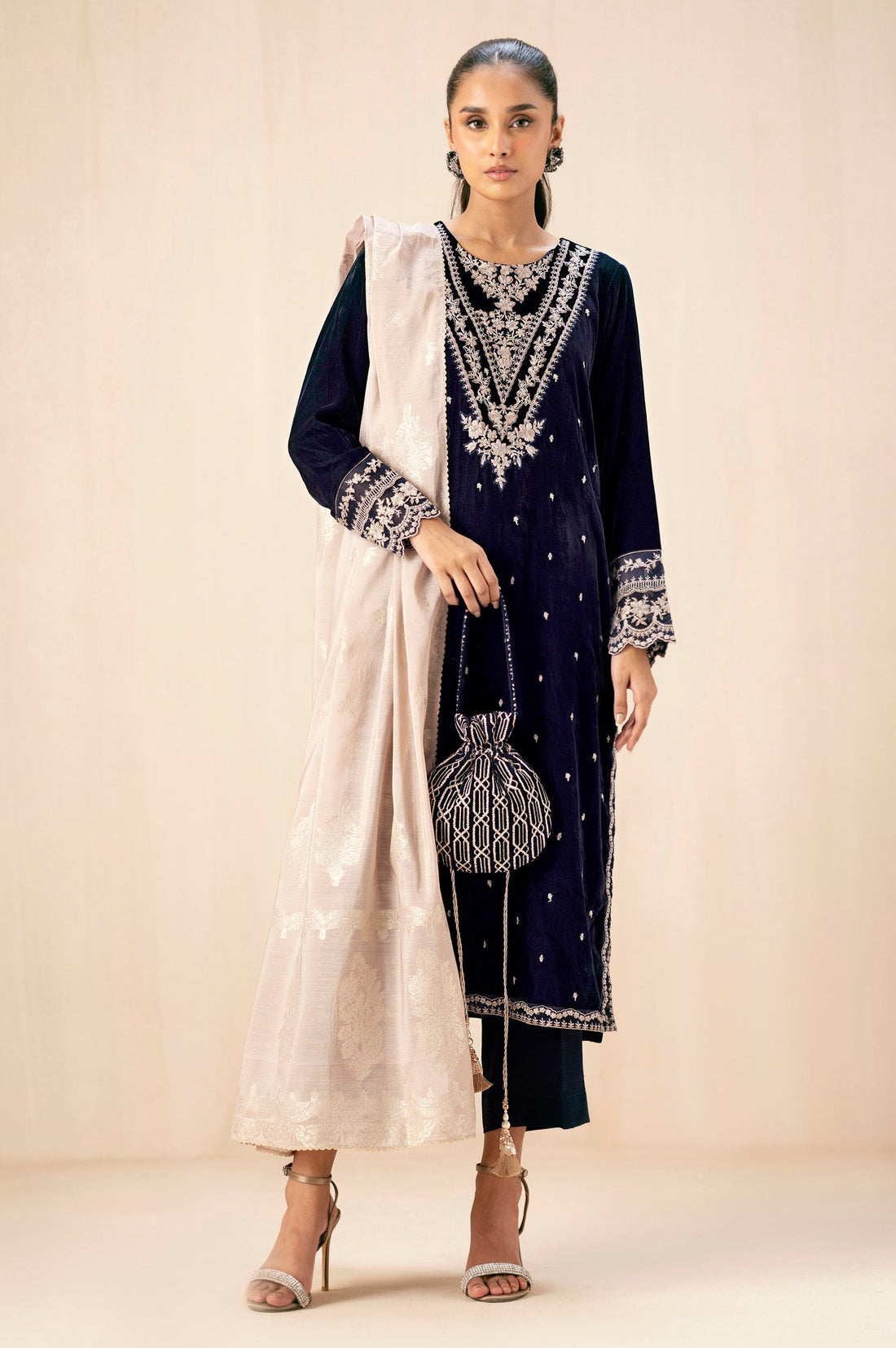 Zeen | Winter Collection | Velvet 26 by Zeen - Designer Dress - Type: Ladies Clothes - Available at Libayah - 100% Original