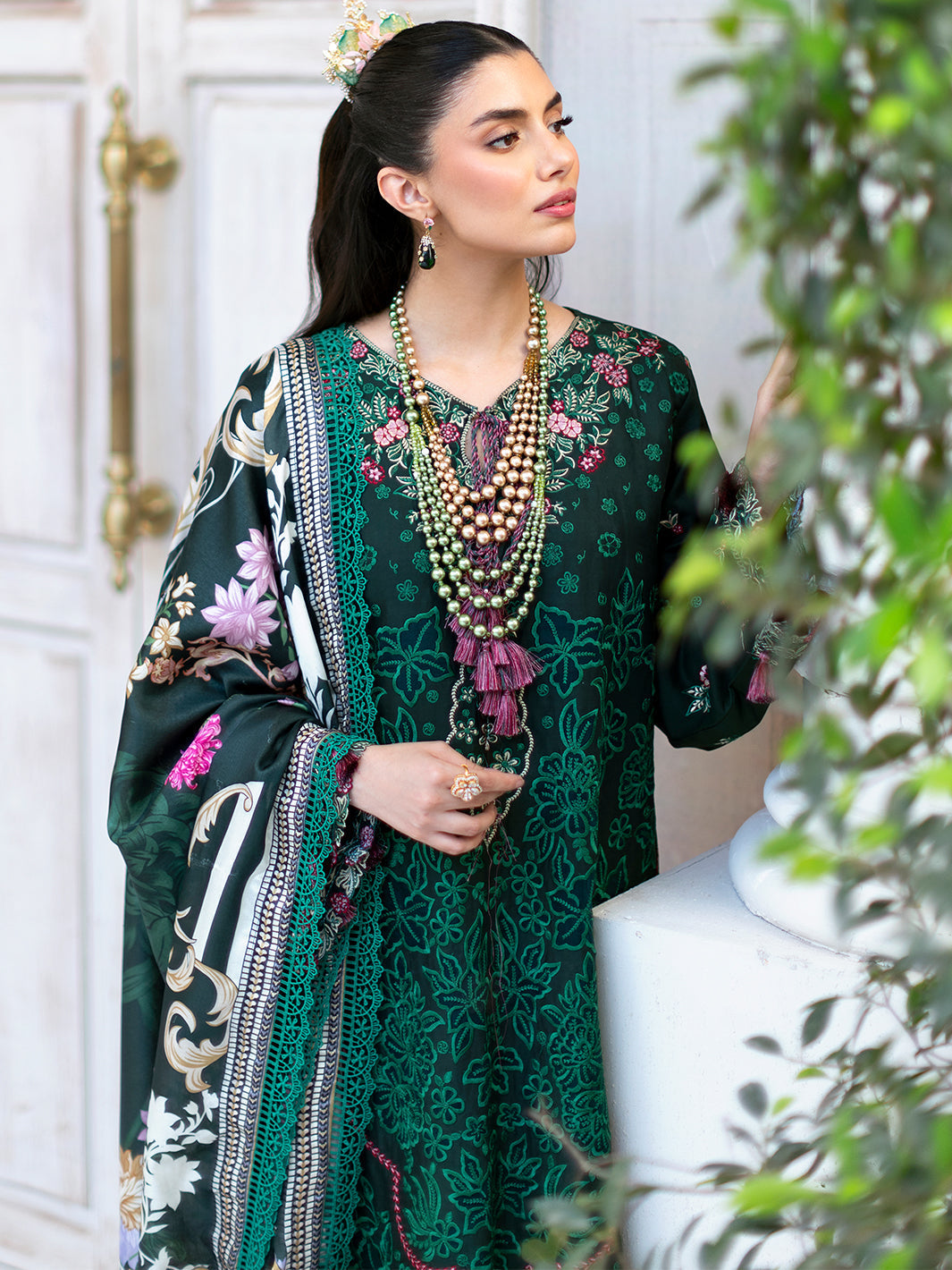 Mahnur | Sophie Luxury Lawn 25 | Zoya by Mahnur - Designer Dress - Type: Ladies Clothes - Available at Libayah - 100% Original