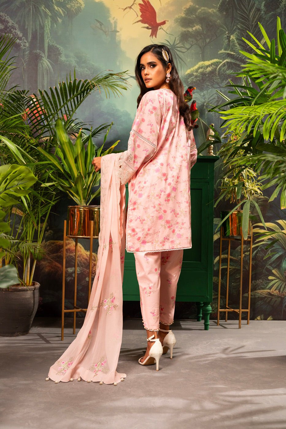 Alkaram | Luxury Lawn 24 | EC-01-24 by Alkaram - Designer Dress - Type: Ladies Clothes - Available at Libayah - 100% Original