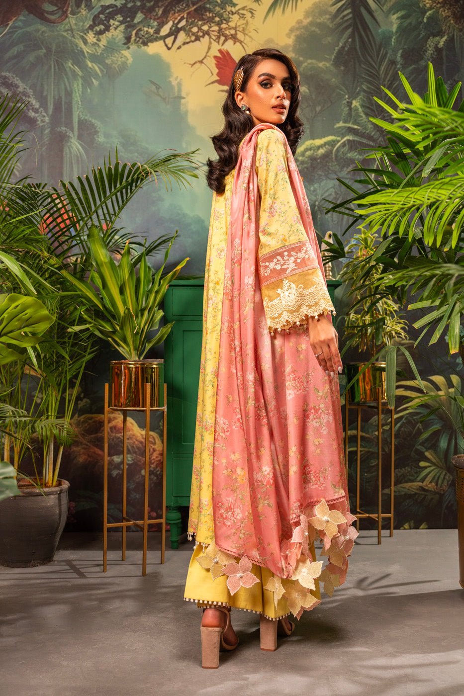 Alkaram | Luxury Lawn 24 | EC-02-24 by Alkaram - Designer Dress - Type: Ladies Clothes - Available at Libayah - 100% Original