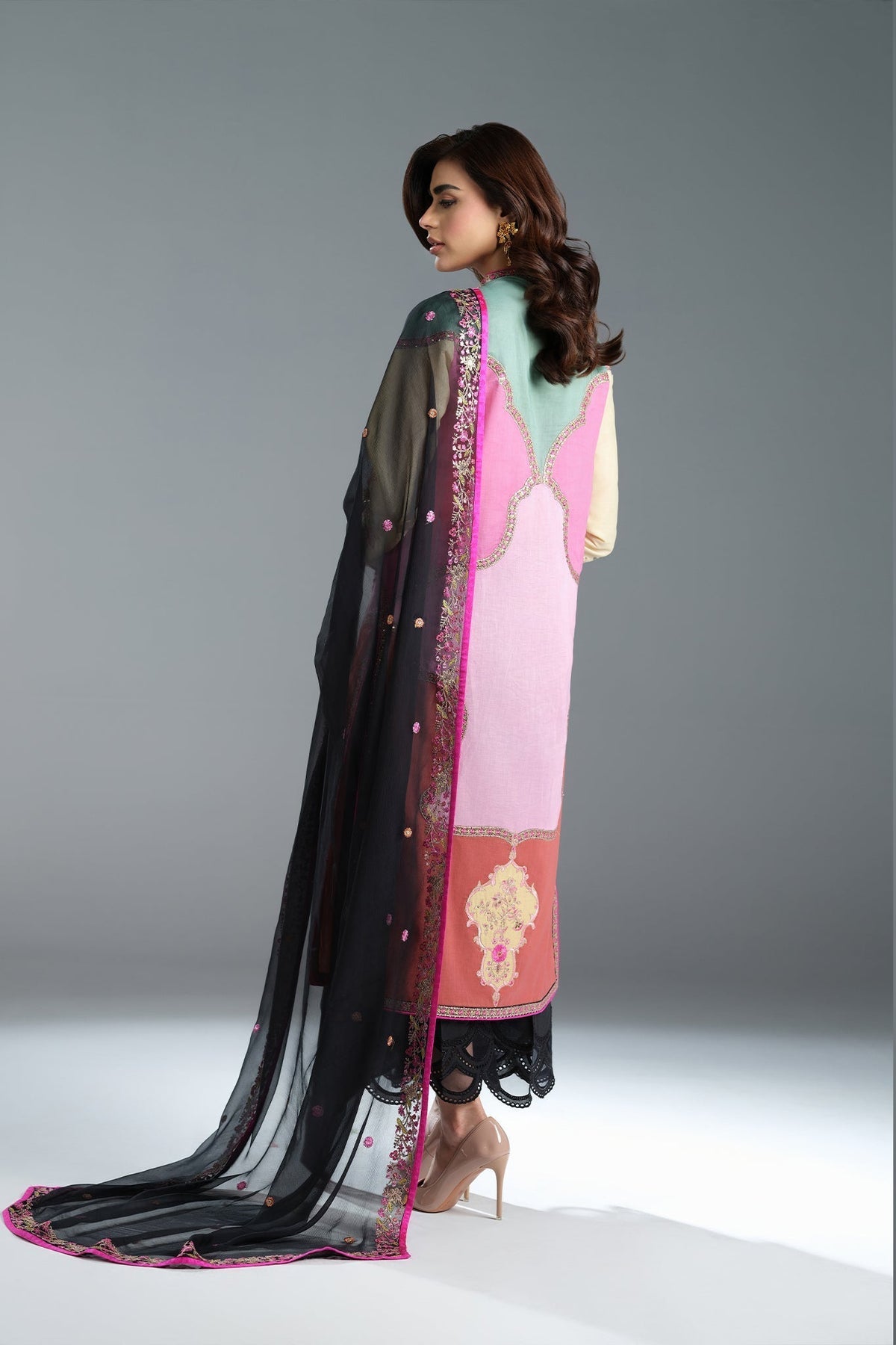 Fahad Hussayn | Pehra Luxury Pret 24 | ANTARI by Fahad Hussayn - Designer Dress - Type: Ladies Clothes - Available at Libayah - 100% Original