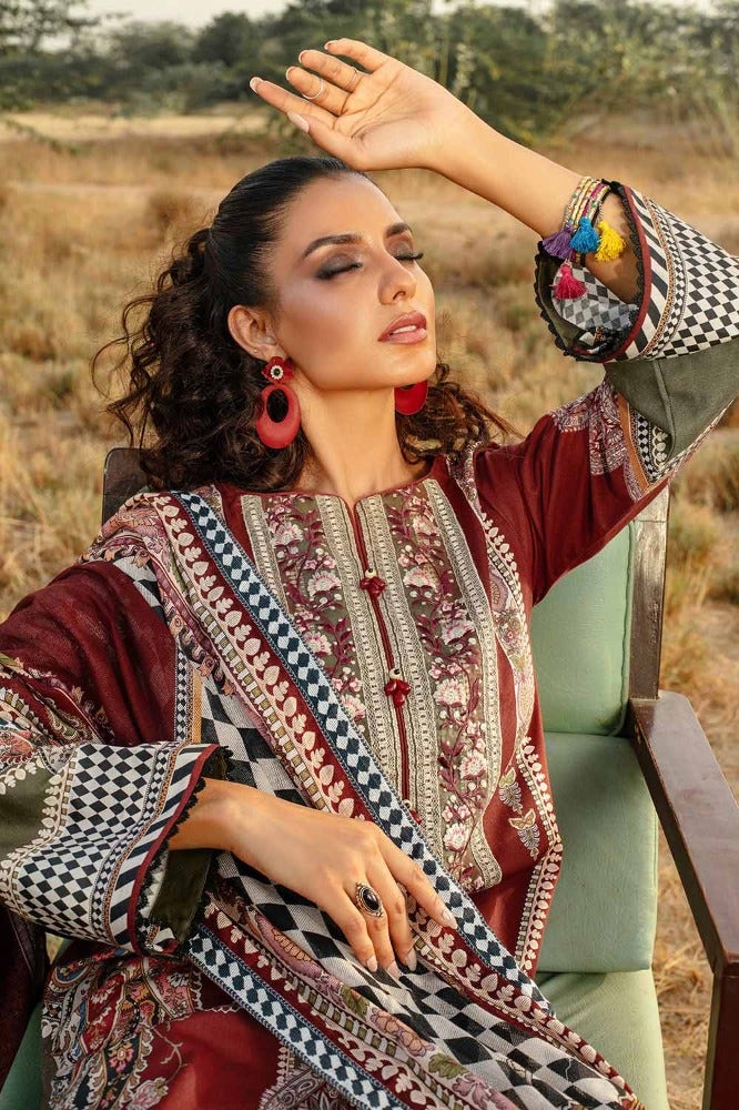 Gul Ahmed | Winter Collection 24 | Cotton Net Dupatta CD-32002 by Gul Ahmed - Designer Dress - Type: Ladies Clothes - Available at Libayah - 100% Original