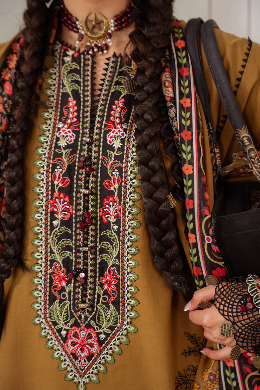Saira Rizwan | Laanem Summer Lawn 25 | NAZLI-A-SRL25-06 by Saira Rizwan - Designer Dress - Type: Ladies Clothes - Available at Libayah - 100% Original