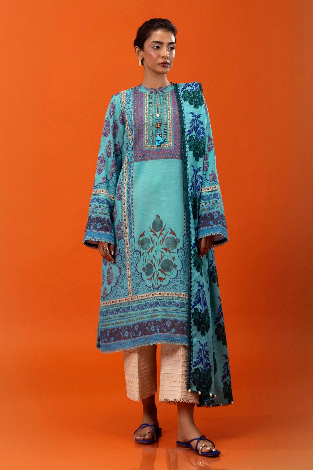 Sana Safinaz | Mahay Winter 24 | H243-003B-2Q by Sana Safinaz - Designer Dress - Type: Luxury - Available at Libayah - 100% Original