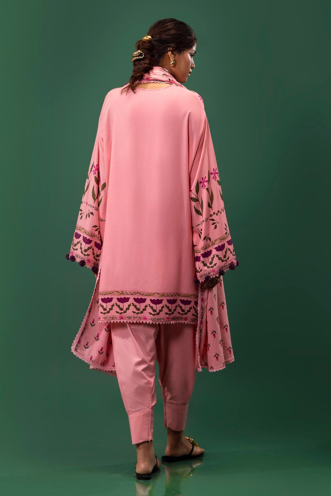 Sana Safinaz | Mahay Winter 24 | H243-010A-3DA by Sana Safinaz - Designer Dress - Type: Luxury - Available at Libayah - 100% Original