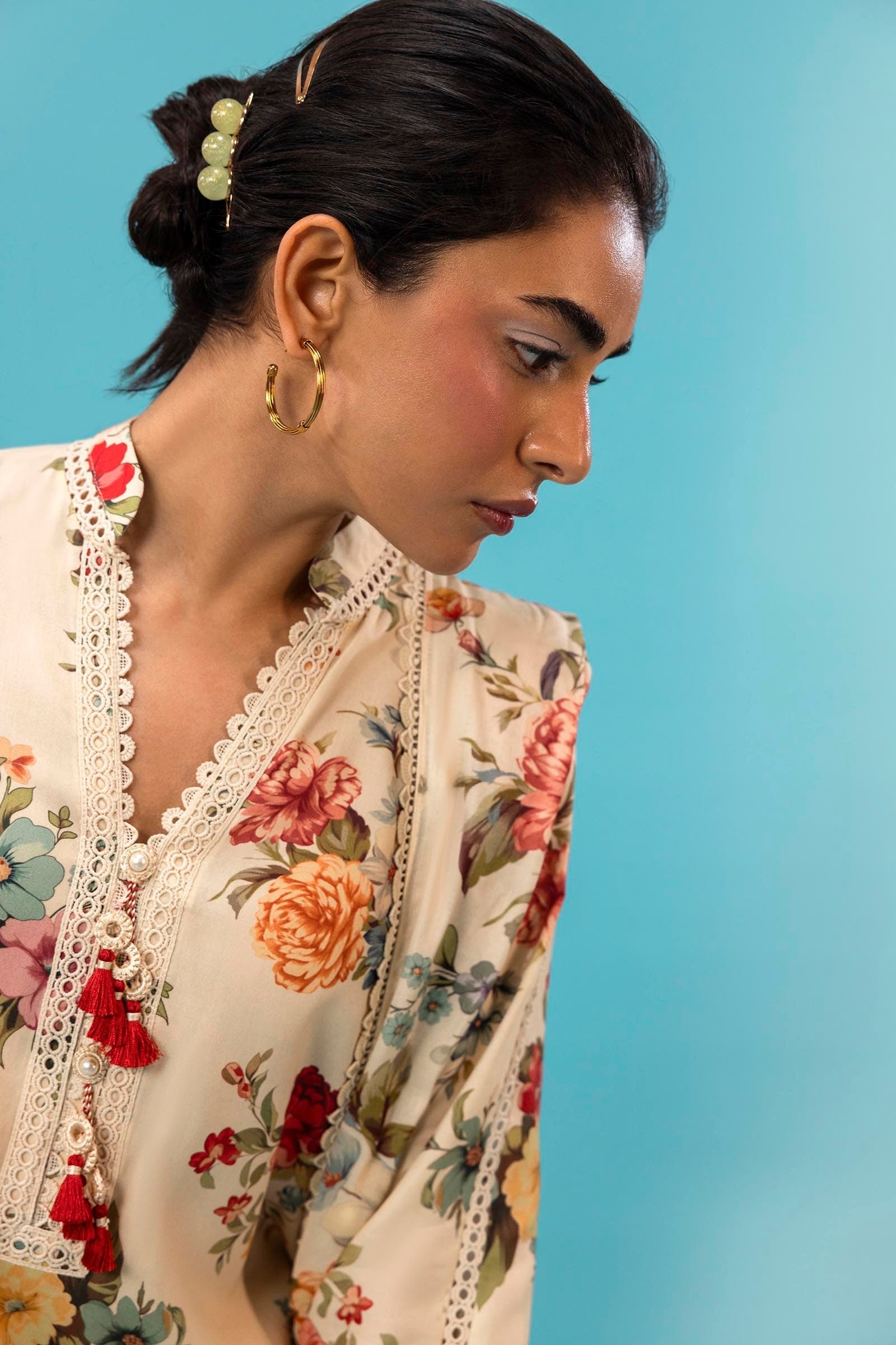 Sana Safinaz | Mahay Winter 24 | H243-014A-3DA by Sana Safinaz - Designer Dress - Type: Luxury - Available at Libayah - 100% Original