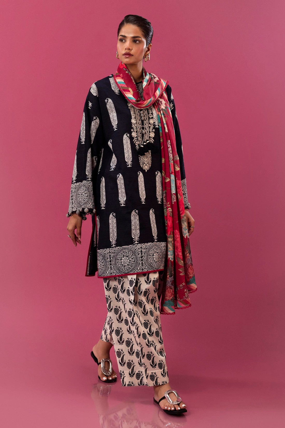 Sana Safinaz | Mahay Winter 24 | H243-016B-3CQ by Sana Safinaz - Designer Dress - Type: Luxury - Available at Libayah - 100% Original