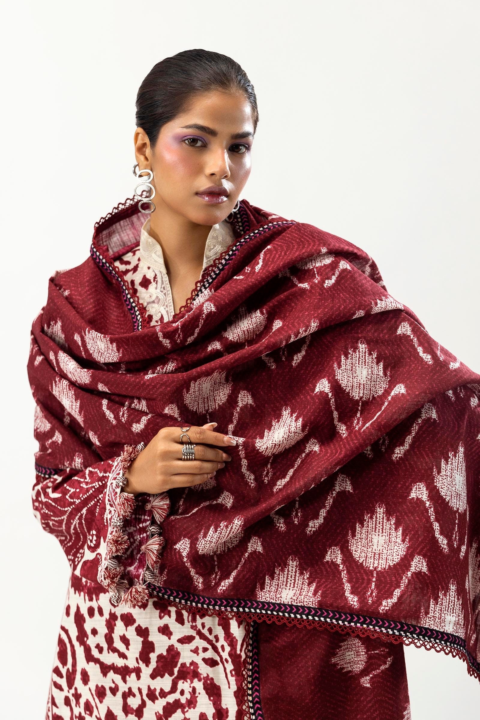 Sana Safinaz | Mahay Winter 24 | H243-018A-3CQ by Sana Safinaz - Designer Dress - Type: Luxury - Available at Libayah - 100% Original