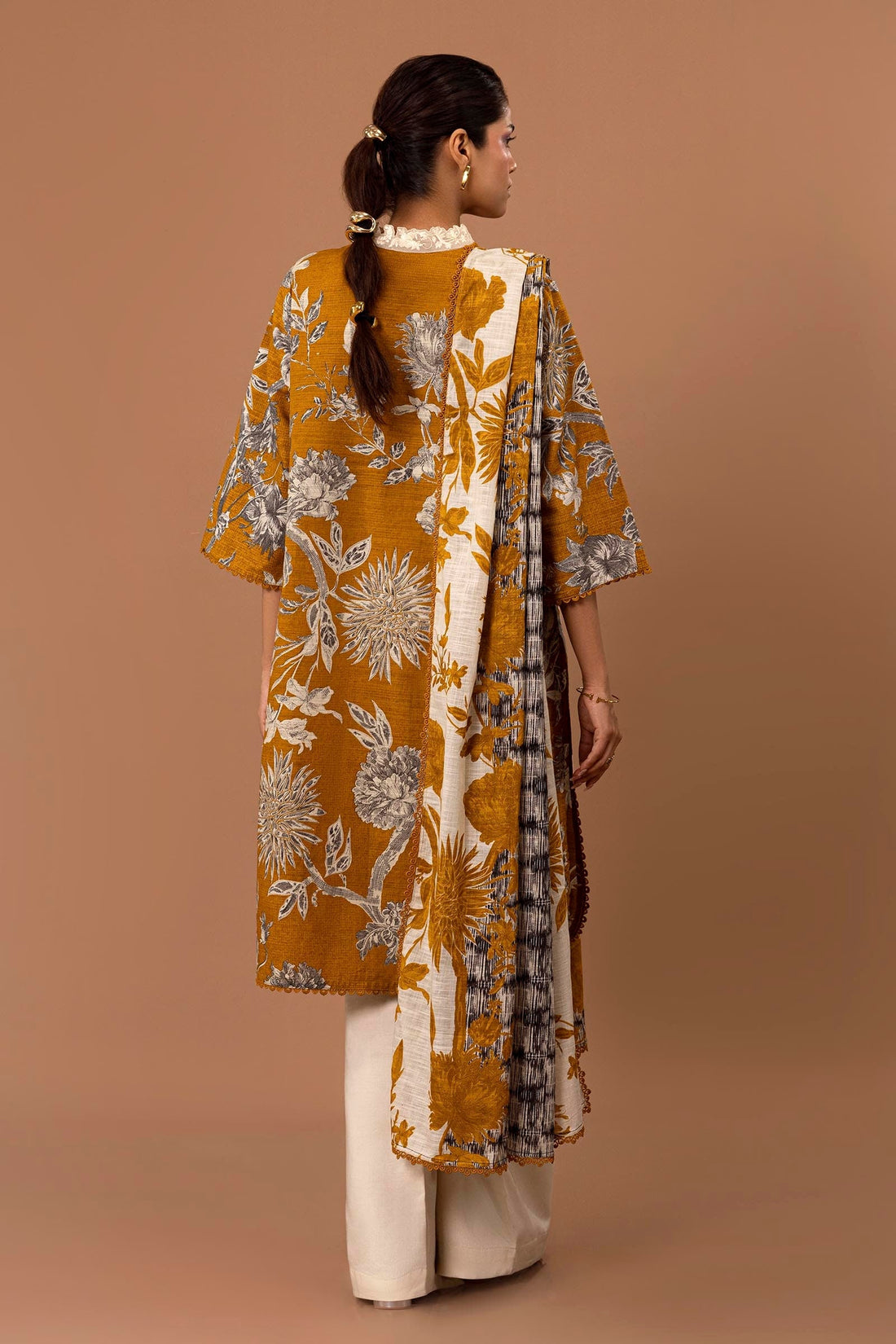Sana Safinaz | Mahay Winter 24 | H243-023B-2BQ by Sana Safinaz - Designer Dress - Type: Luxury - Available at Libayah - 100% Original