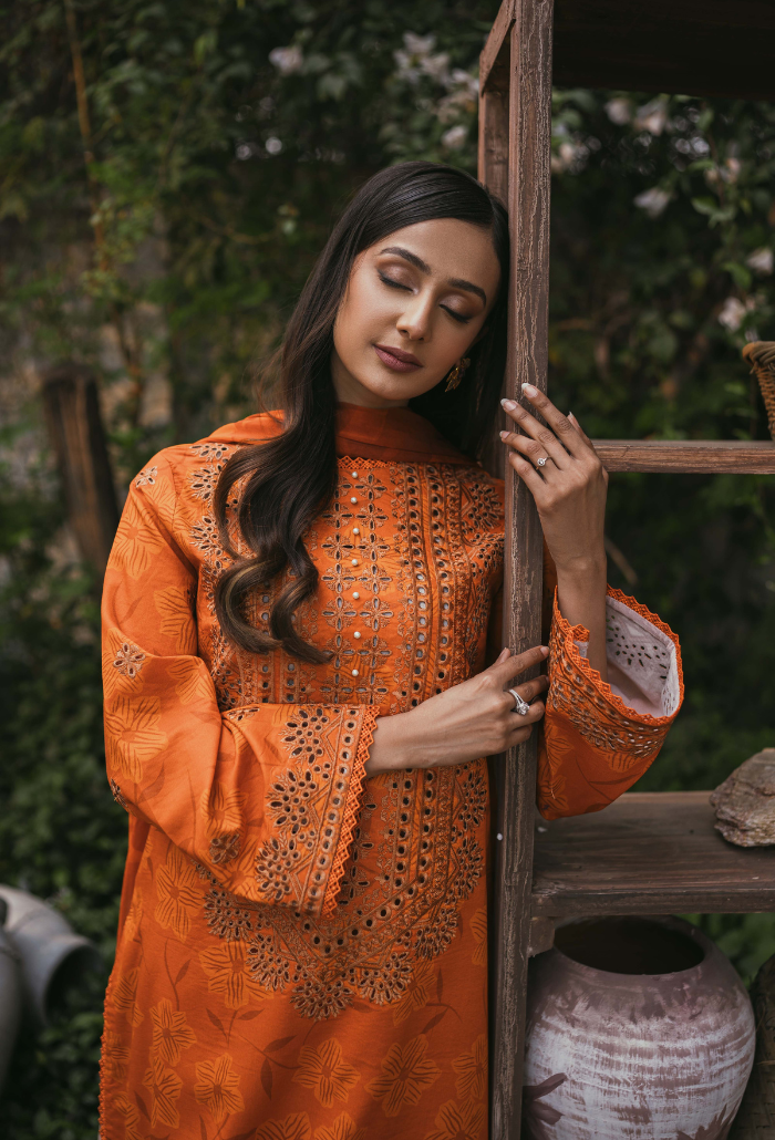 Humdum | Gardenia Lawn | D02 by HumDum - Designer Dress - Type: Ladies Clothes - Available at Libayah - 100% Original
