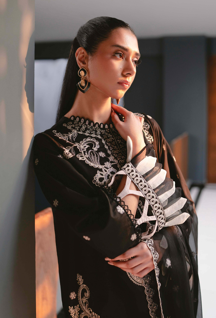 Humdum | Meraki Lawn 24 | d06 by HumDum - Designer Dress - Type: Ladies Clothes - Available at Libayah - 100% Original