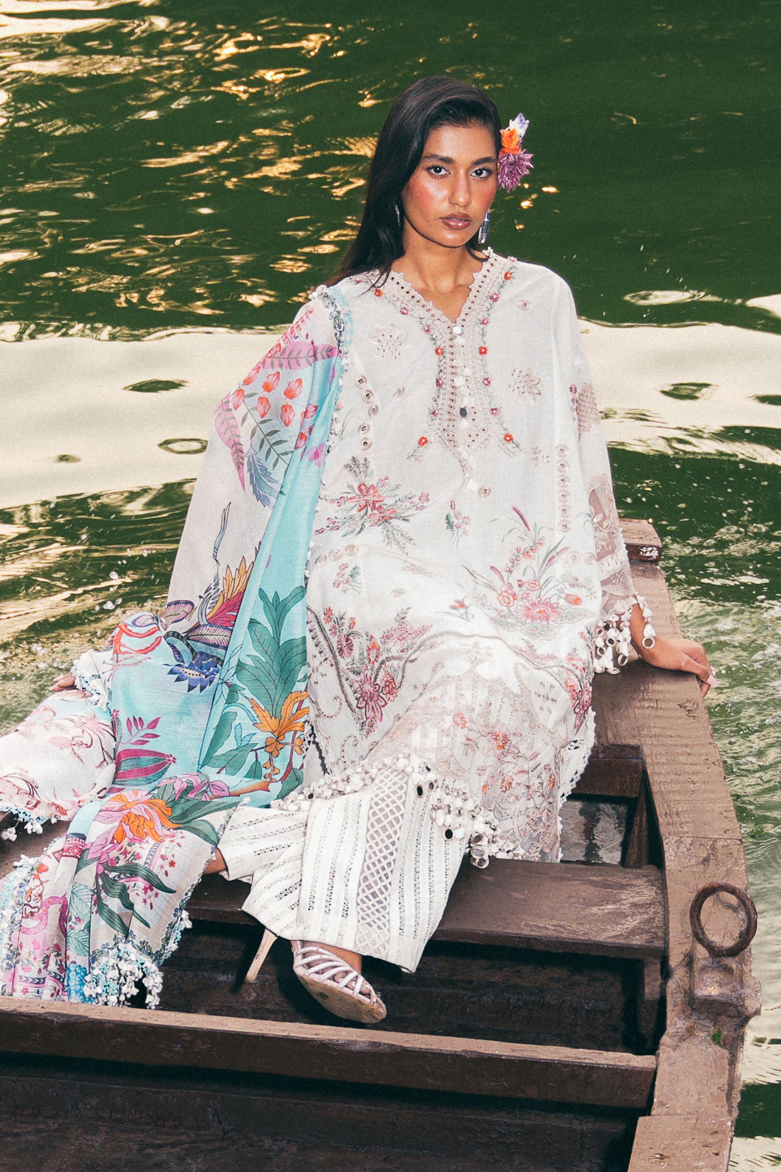 Sana Safinaz | Luxury Lawn 25 | 251-010B-3DI by Sana Safinaz - Designer Dress - Type: Ladies Clothes - Available at Libayah - 100% Original