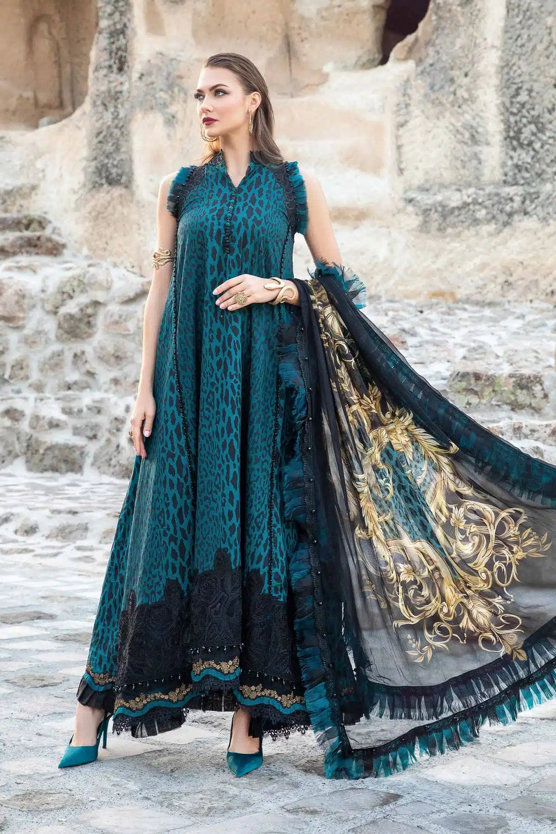 Maria B | M Prints Winter 23 | MPT-2010-B by Maria B - Designer Dress  - Type : Ladies Clothes - Available at Libayah - 100% Original 
