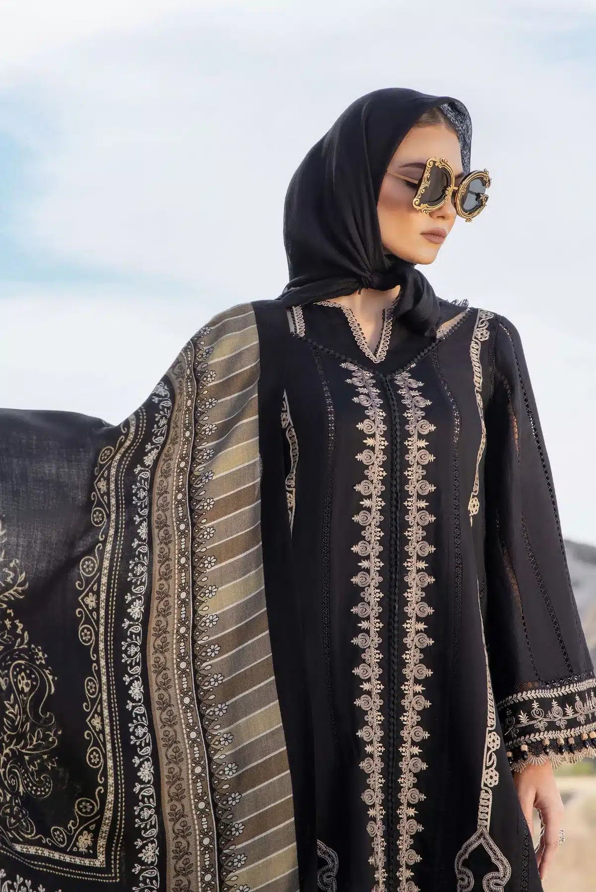 Maria B | M Prints Winter 23 | MPT-2002-B by Maria B - Designer Dress  - Type : Ladies Clothes - Available at Libayah - 100% Original 