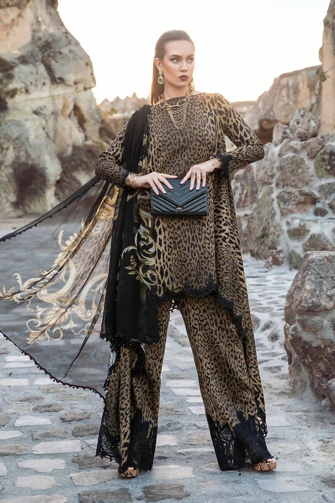Maria B | M Prints Winter 23 | MPT-2010-A by Maria B - Designer Dress  - Type : Ladies Clothes - Available at Libayah - 100% Original 