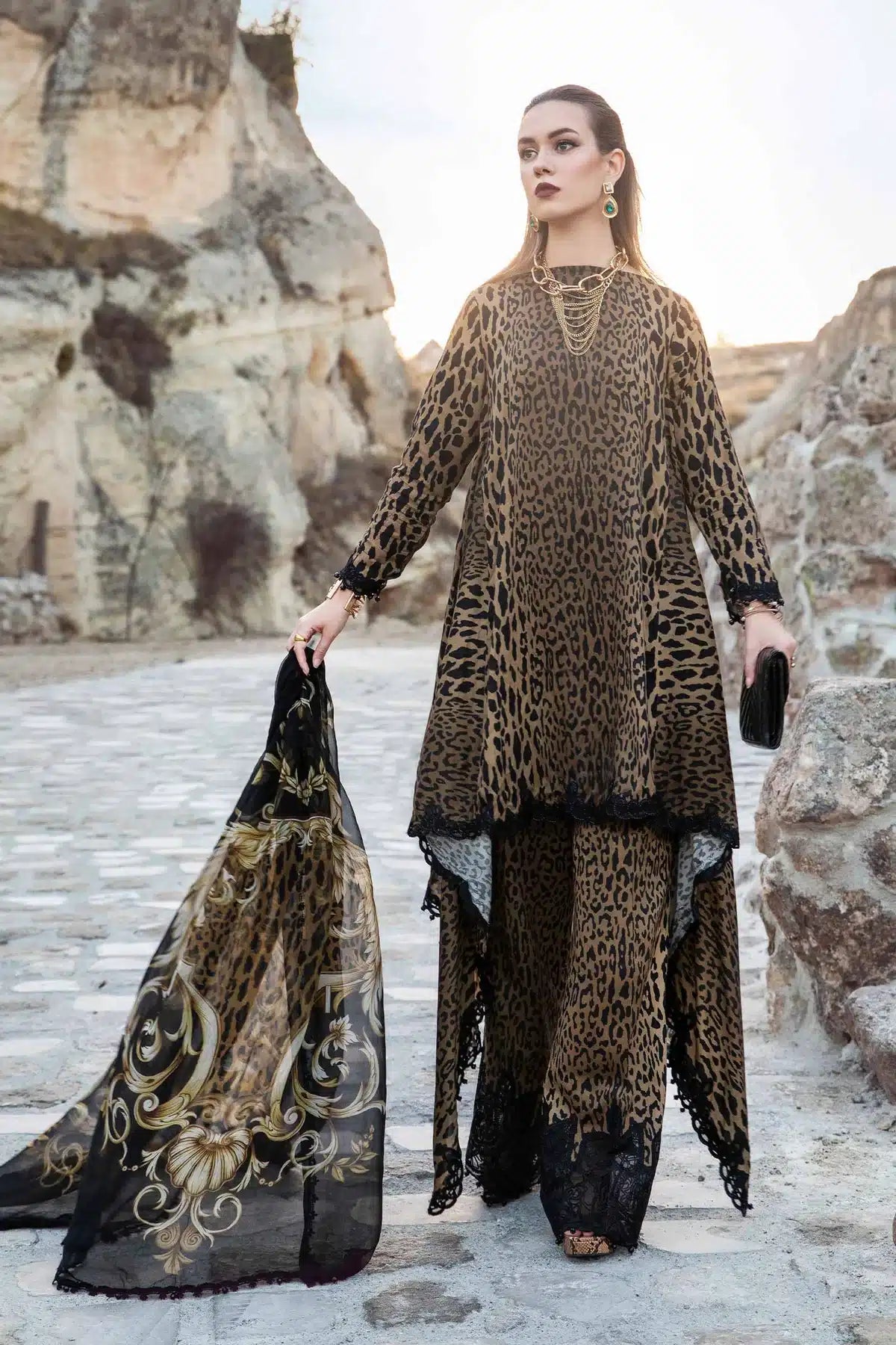 Maria B | M Prints Winter 23 | MPT-2010-A by Maria B - Designer Dress  - Type : Ladies Clothes - Available at Libayah - 100% Original 