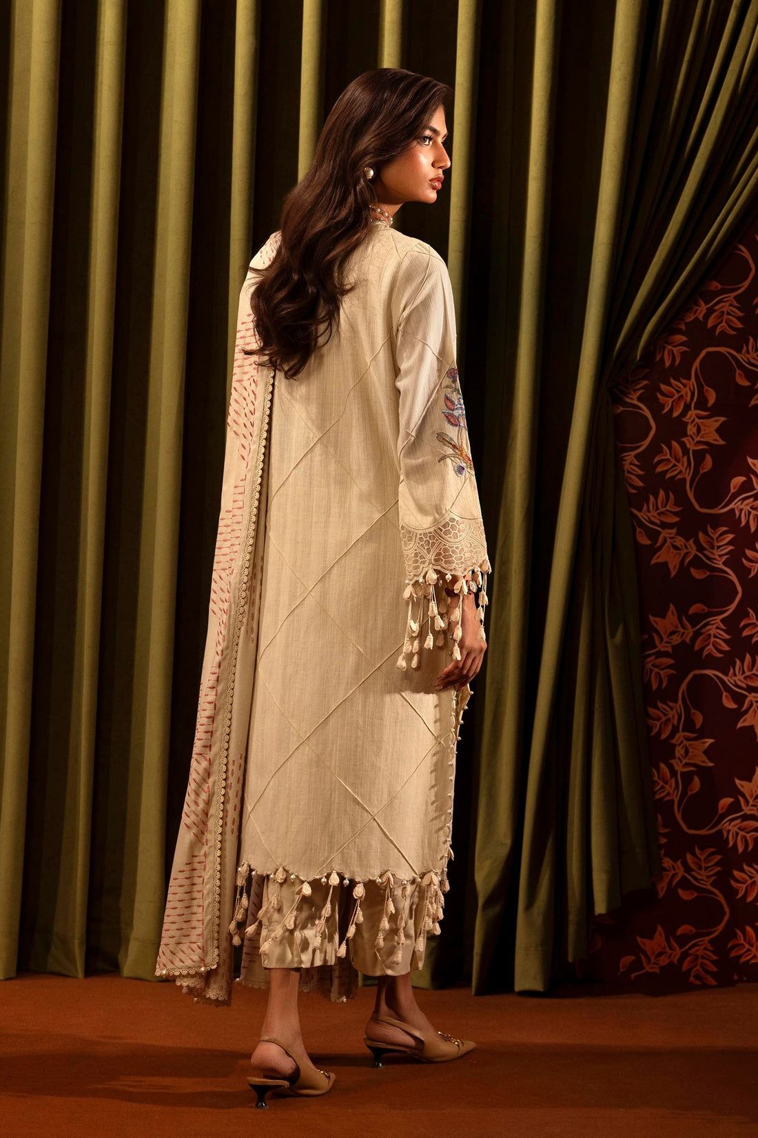 Sana Safinaz | Muzlin Winter 2024 | M243-009A-3CP by Sana Safinaz - Designer Dress - Type: Ladies Clothes - Available at Libayah - 100% Original