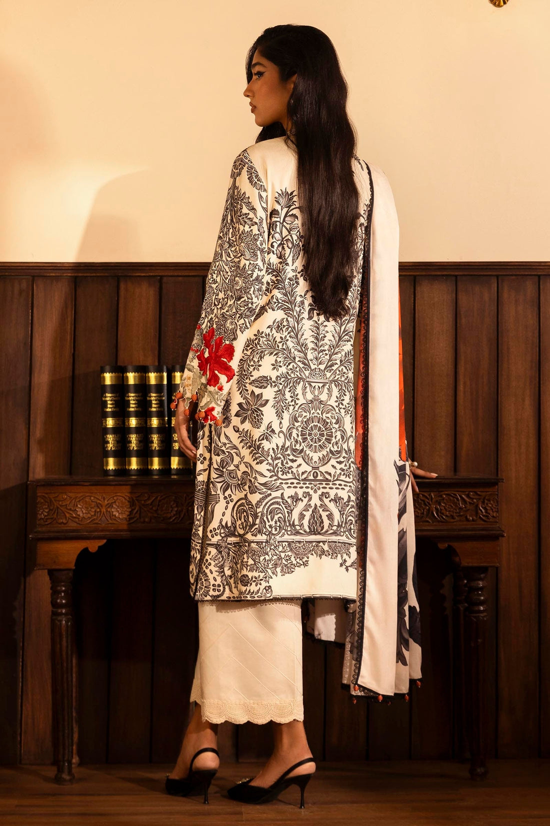 Sana Safinaz | Muzlin Winter 2024 |  M243-019A-3DB by Sana Safinaz - Designer Dress - Type: Ladies Clothes - Available at Libayah - 100% Original