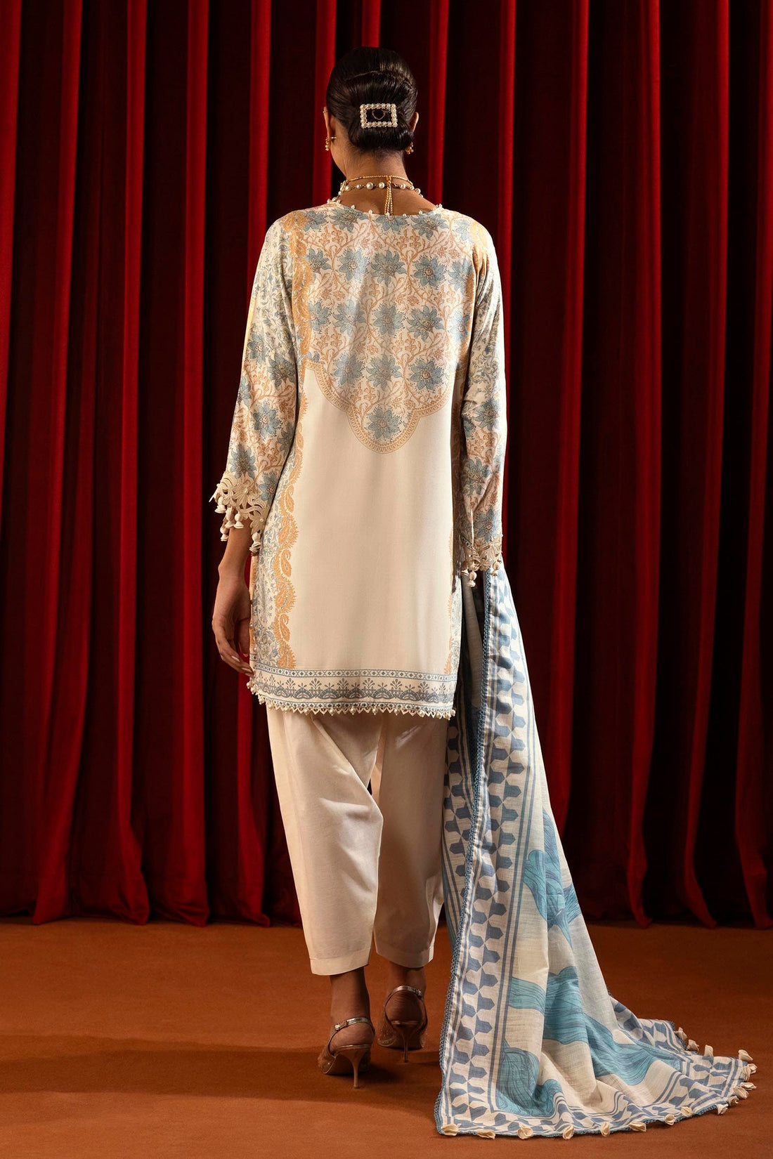 Sana Safinaz | Muzlin Winter 2024 |  M243-023A-3CQ by Sana Safinaz - Designer Dress - Type: Ladies Clothes - Available at Libayah - 100% Original
